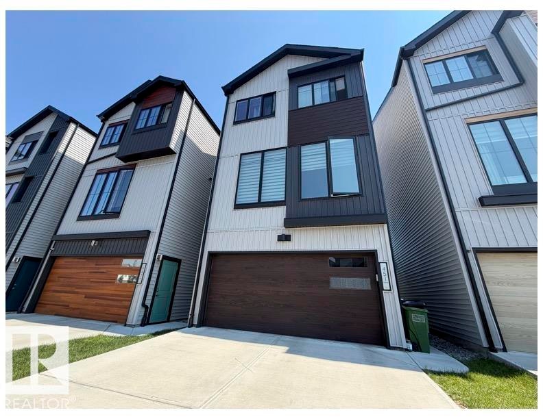 451 39 Street, Edmonton, AB, T6X 2X9