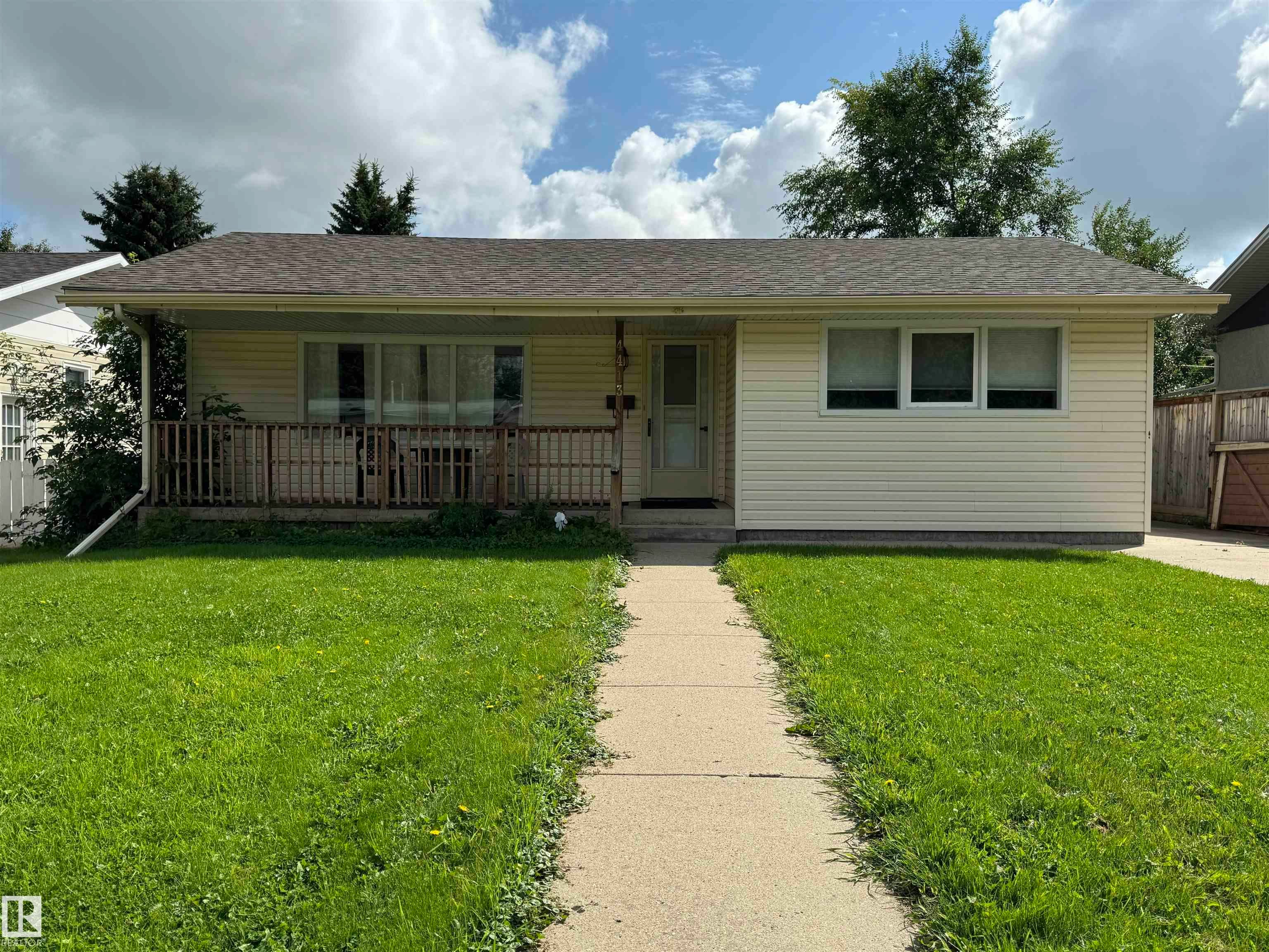 4413 51 Street, Vegreville, AB, T9C 1A4