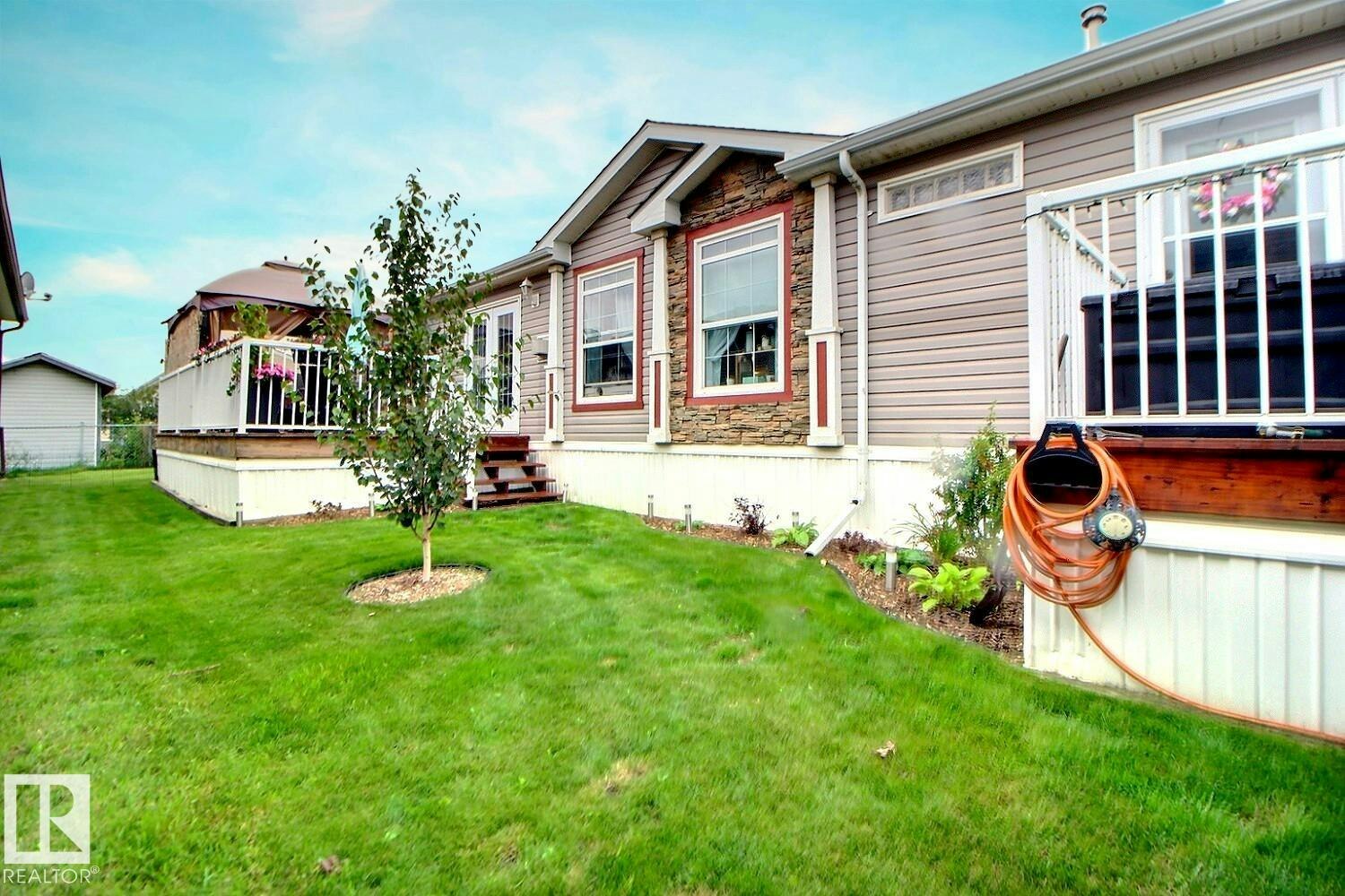 417 Oak Wood Crescent, Edmonton, AB, T6P 0B3