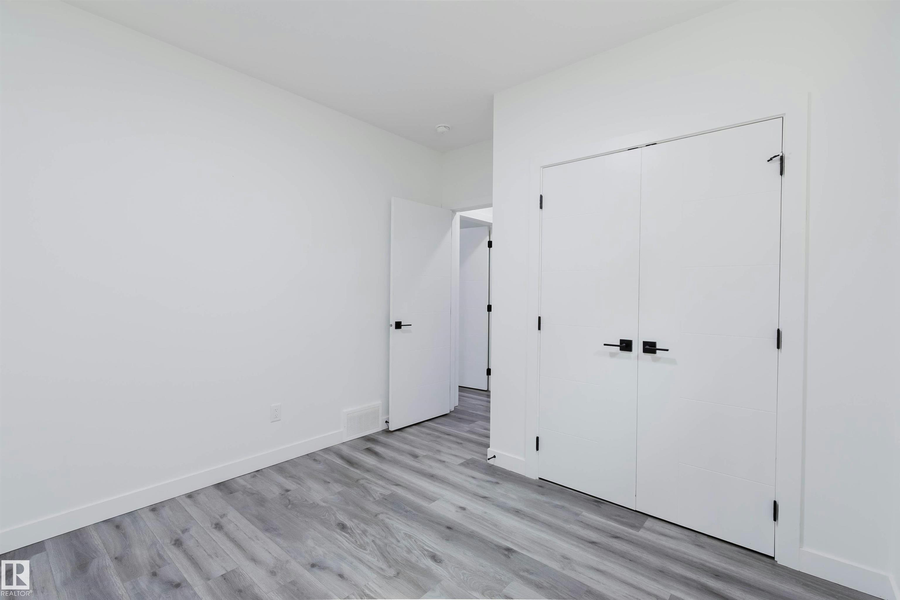 5320 Kimball Place, Edmonton, AB, T6W 5E6 - 40