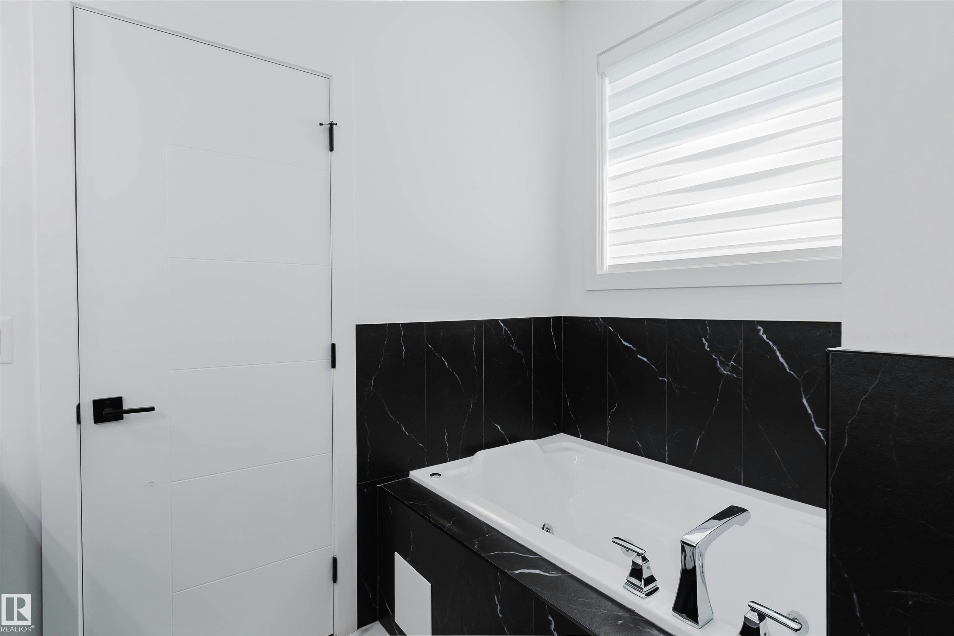 5320 Kimball Place, Edmonton, AB, T6W 5E6 - 27