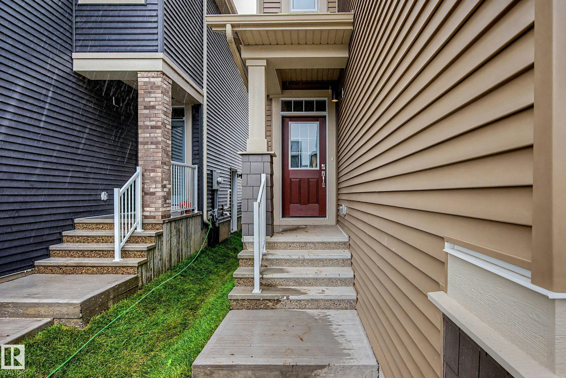 5435 Hawthorn Run - 2