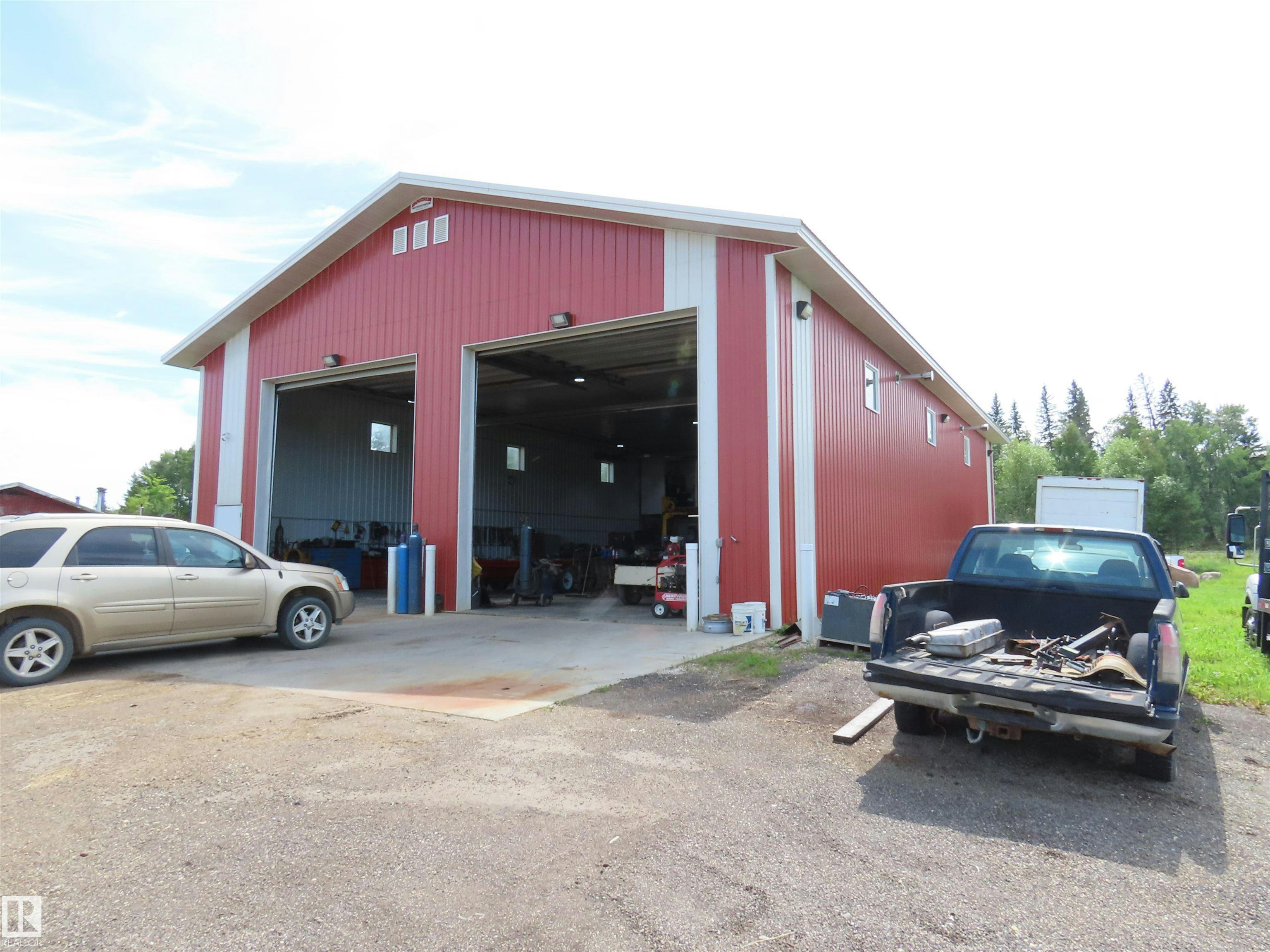 100-56102 Rge Road 53, Rural Lac Ste. Anne County, AB, T0E 1V0
