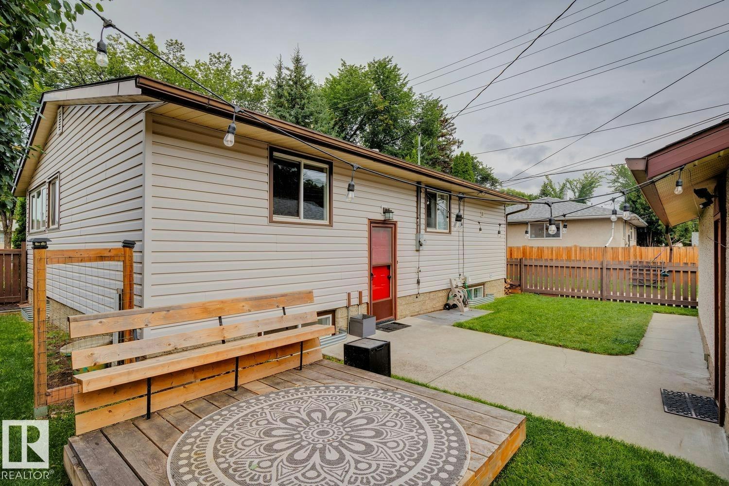 10151 71 Street, Edmonton, AB, T6A 2V6 - 29