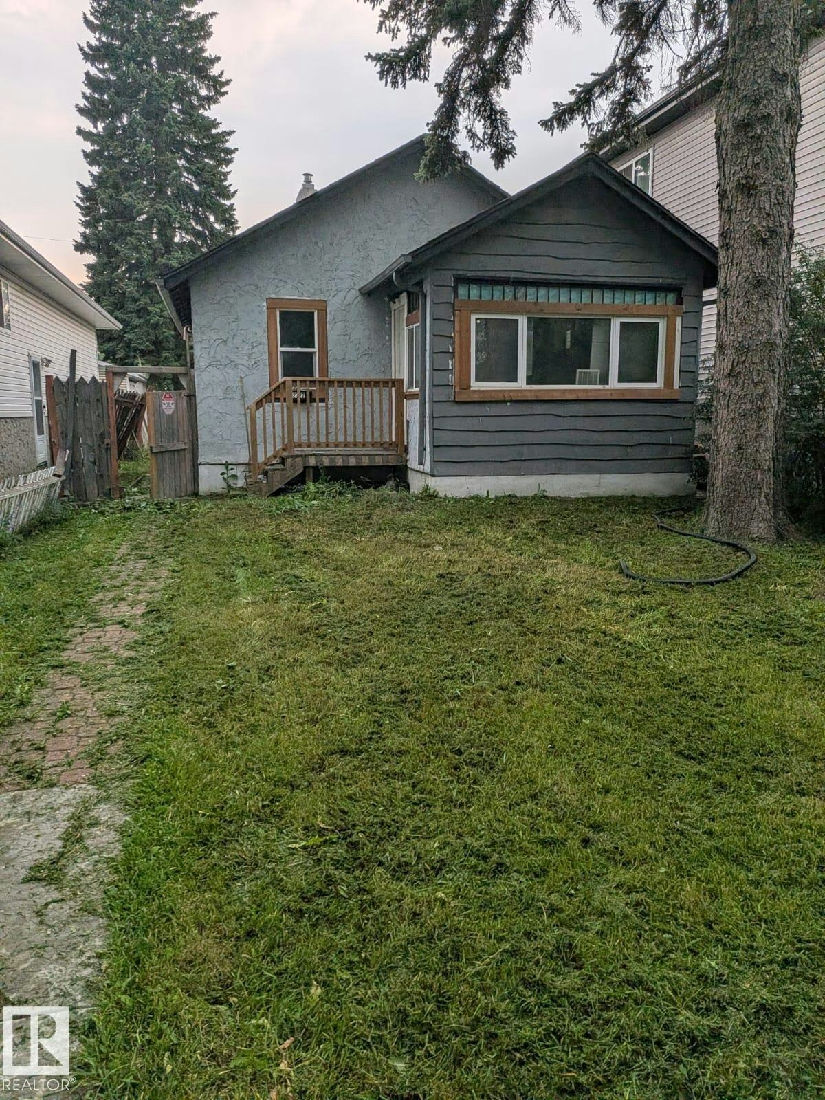 12722 116 Street NW, Edmonton, AB, T5E 5H2