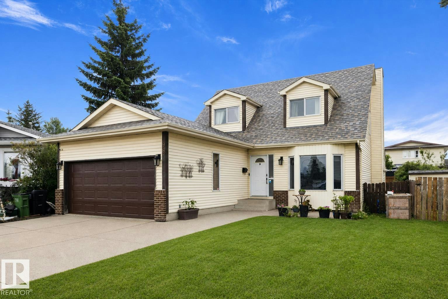 9811 158 Avenue, Edmonton, AB, T5X 4V3