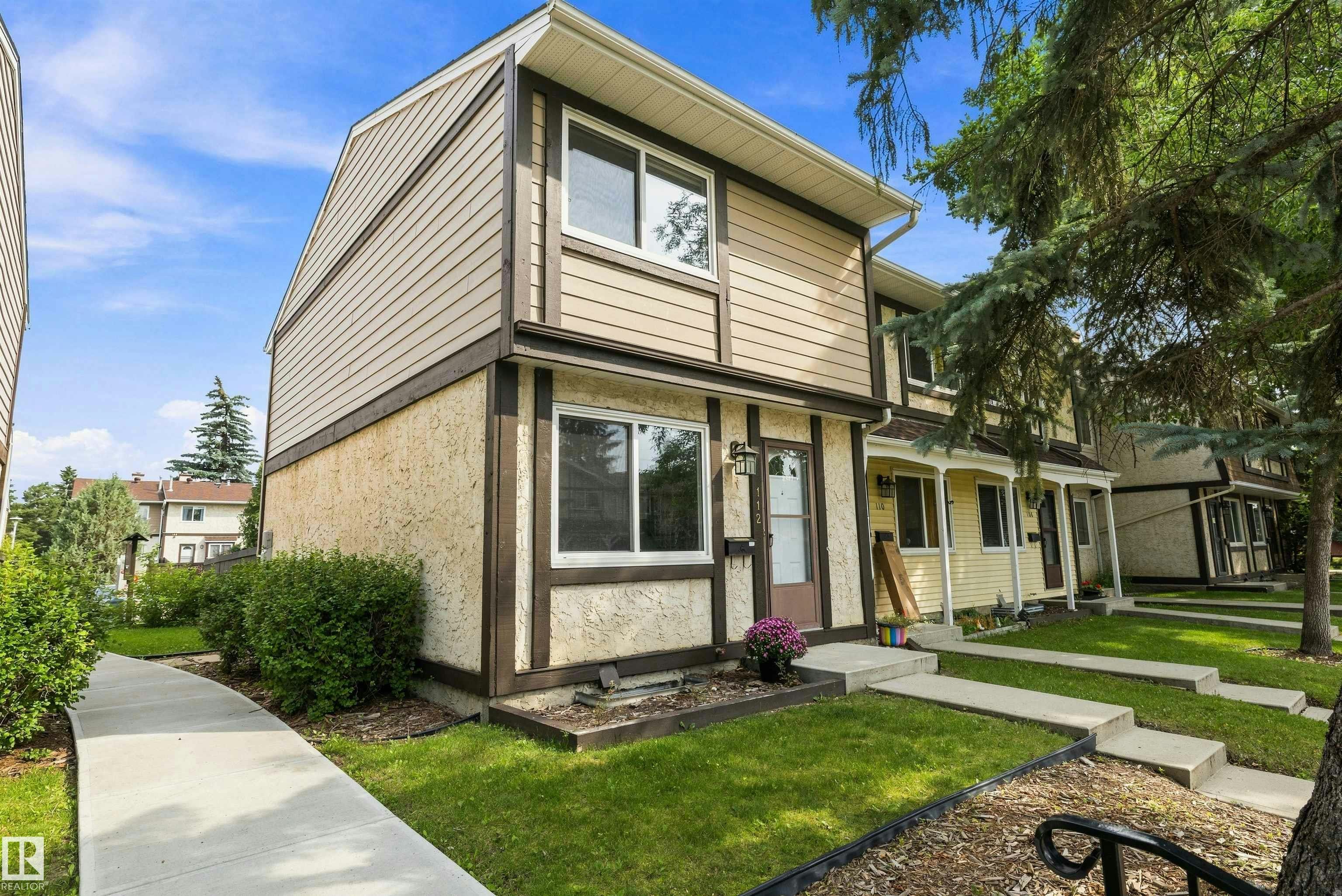 112 Tudor Lane, Edmonton, AB, T6J 3T5