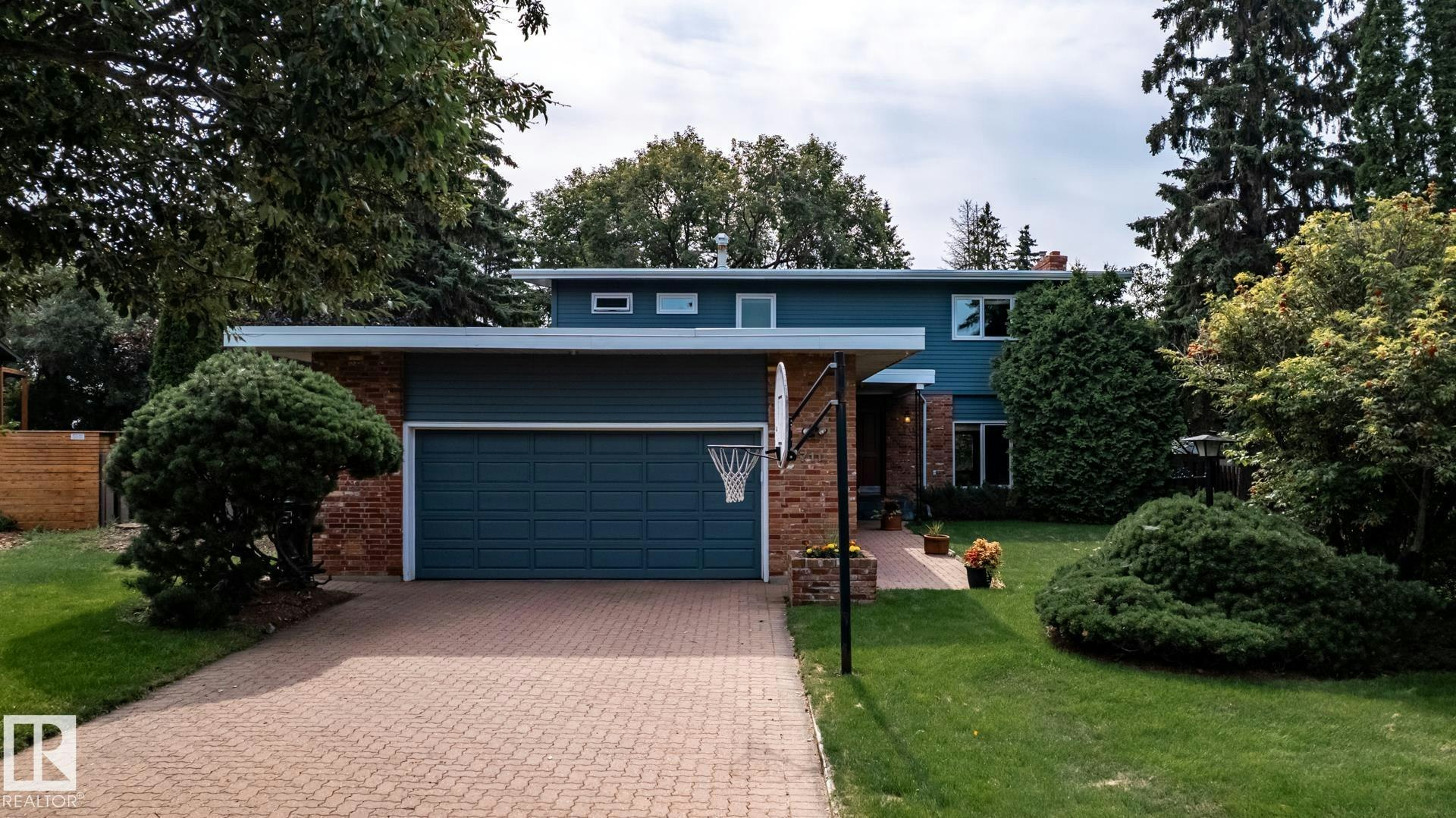 7711 139 Street, Edmonton, AB, T5R 0E9