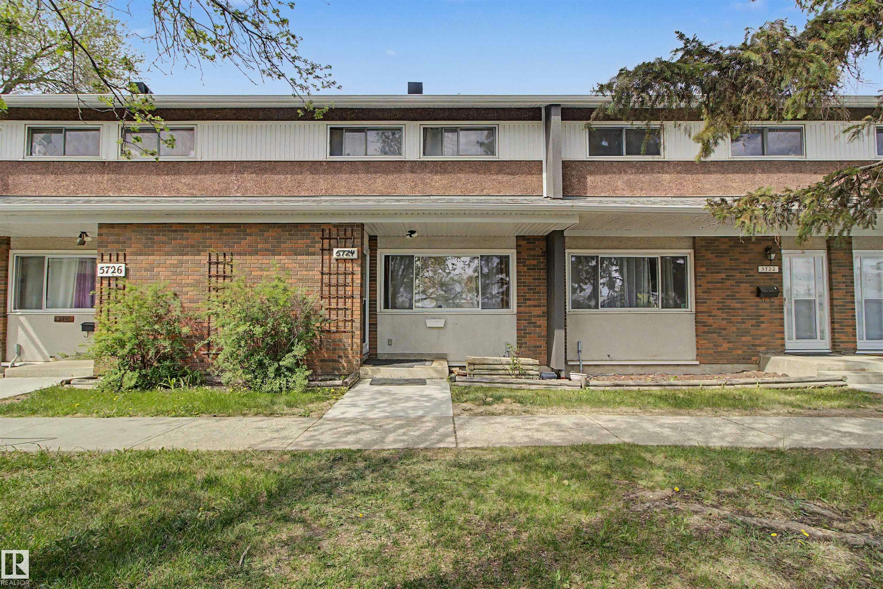 5724 143 Avenue, Edmonton, AB, T5A 1K1