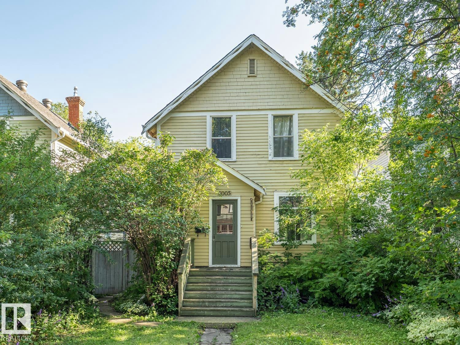 11005 80 Avenue, Edmonton, AB, T6G 0R2