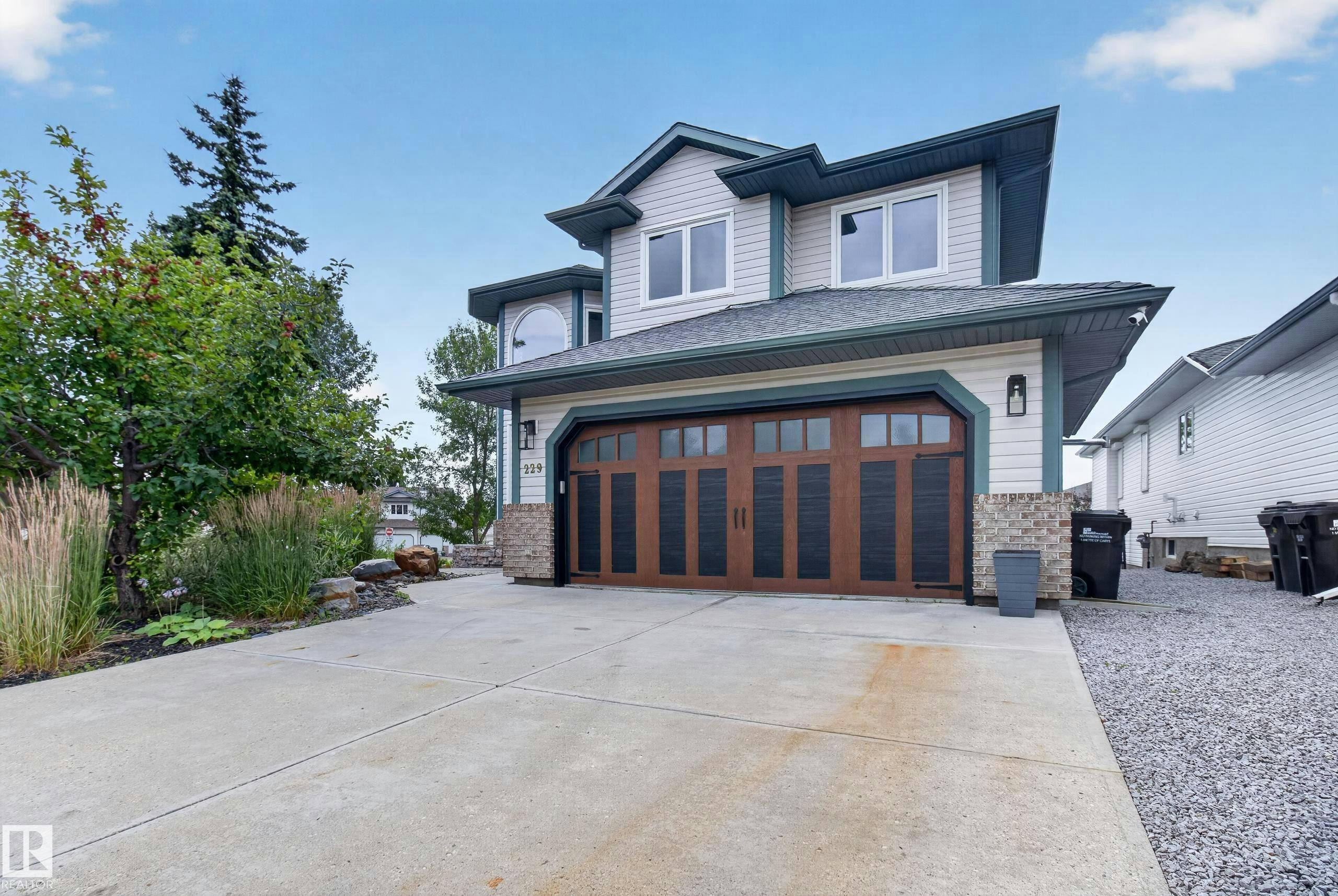 229 Hillcrest Crest, Rural Strathcona County, AB, T8A 5V5