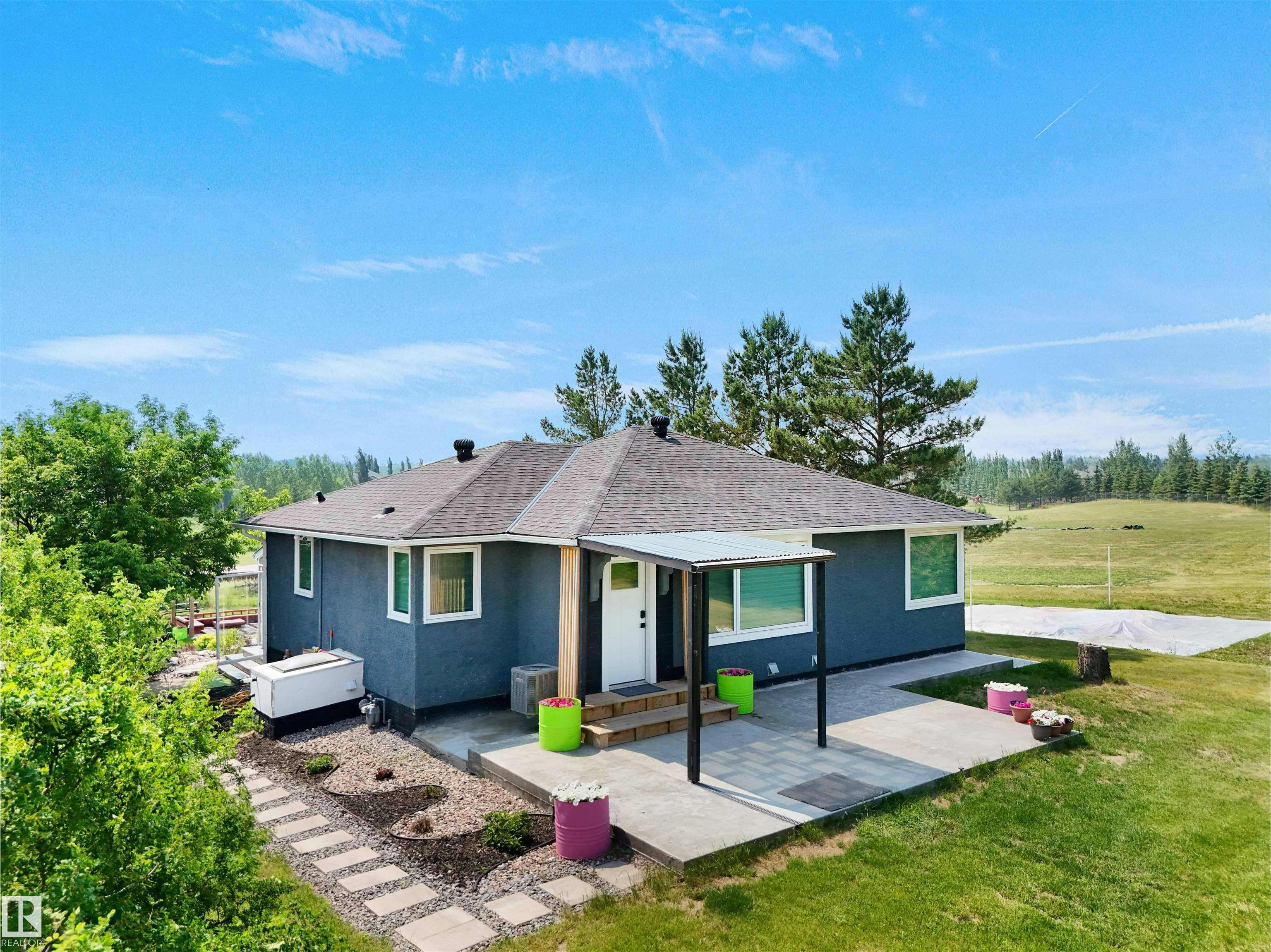 22517 Wye Road NE, Rural Strathcona County, AB, T8C 1H9