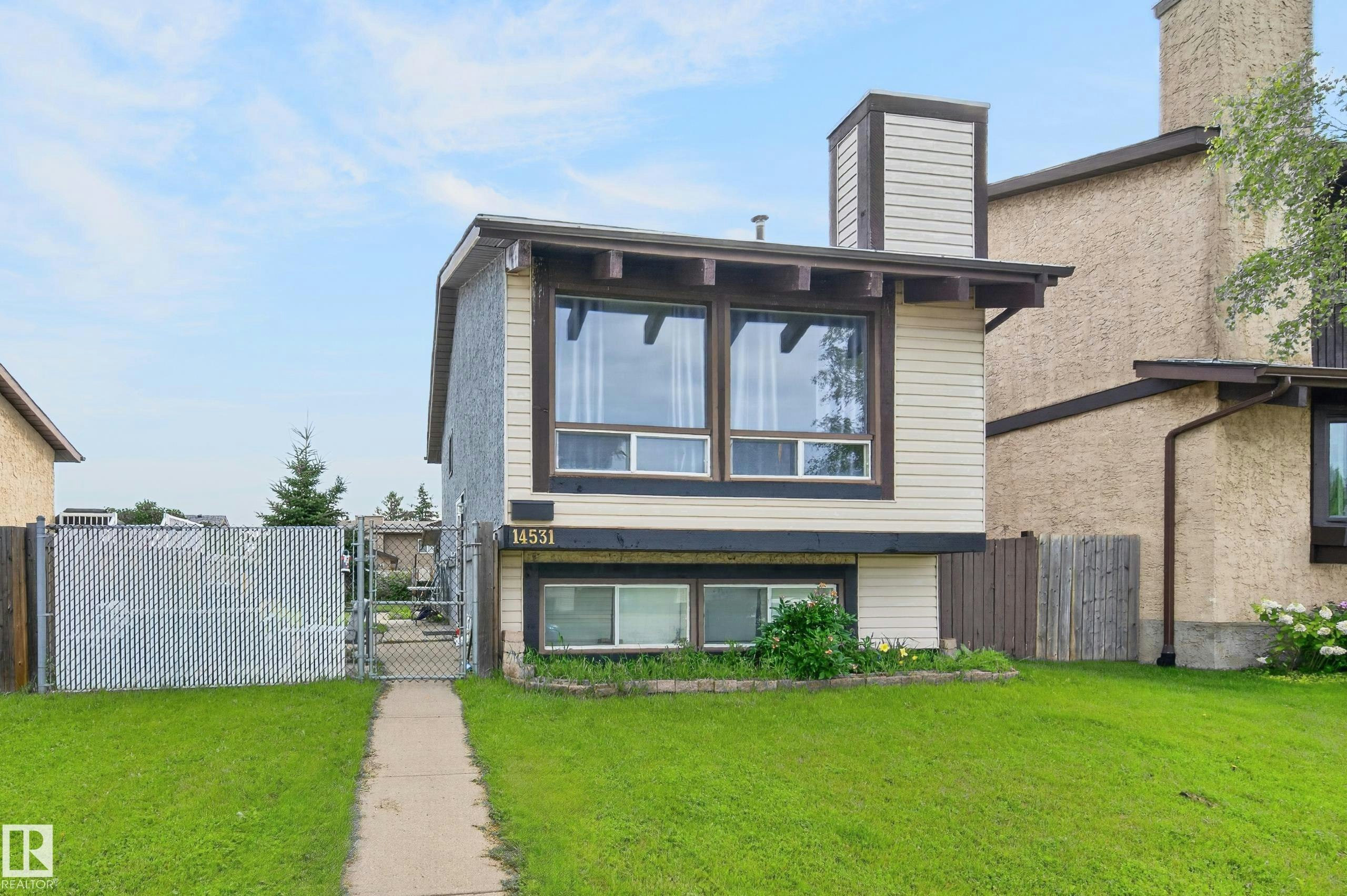 14531 31a Street, Edmonton, AB, T5Y 2A9
