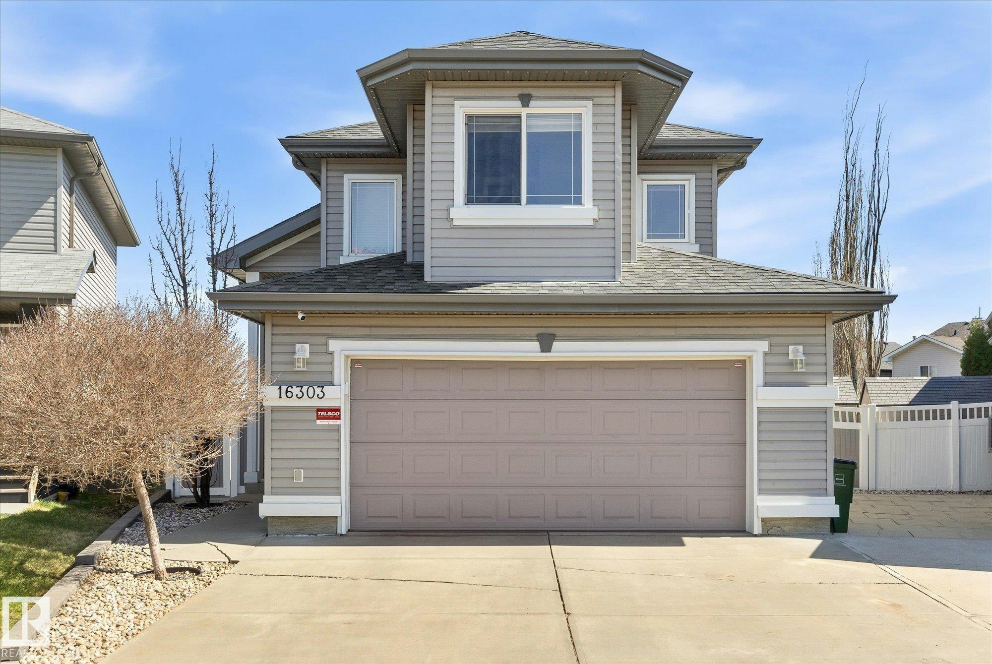 16303 37 Street, Edmonton, AB, T5Y 0H9