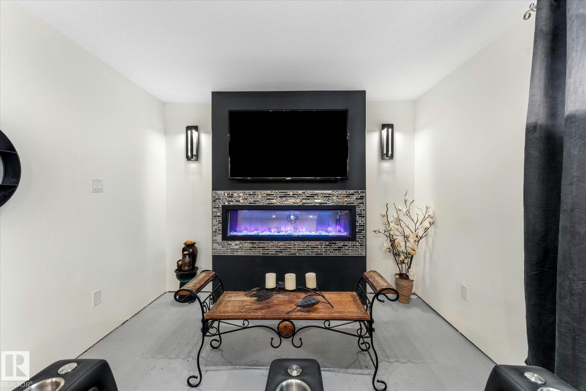 11124 110a Avenue, Edmonton, AB, T5H 1K1 - 51