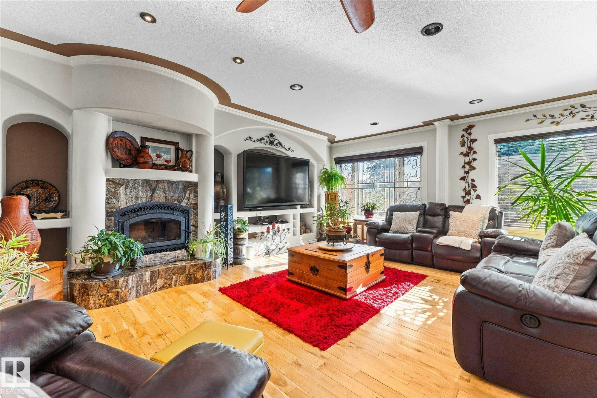 11124 110a Avenue, Edmonton, AB, T5H 1K1 - 16