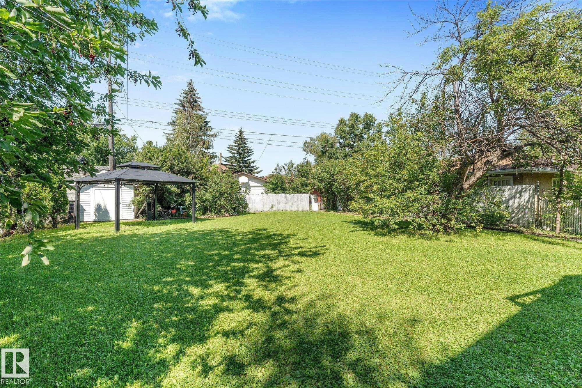 11124 110a Avenue, Edmonton, AB, T5H 1K1 - 58