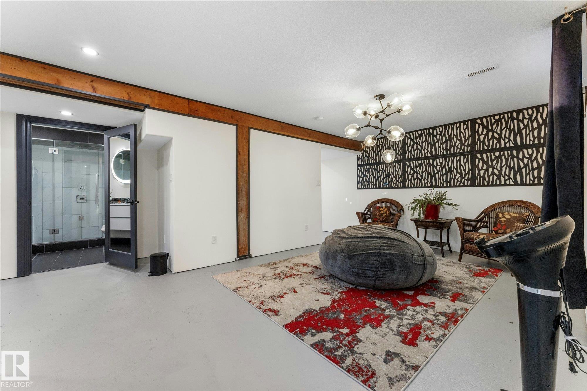 11124 110a Avenue, Edmonton, AB, T5H 1K1 - 44