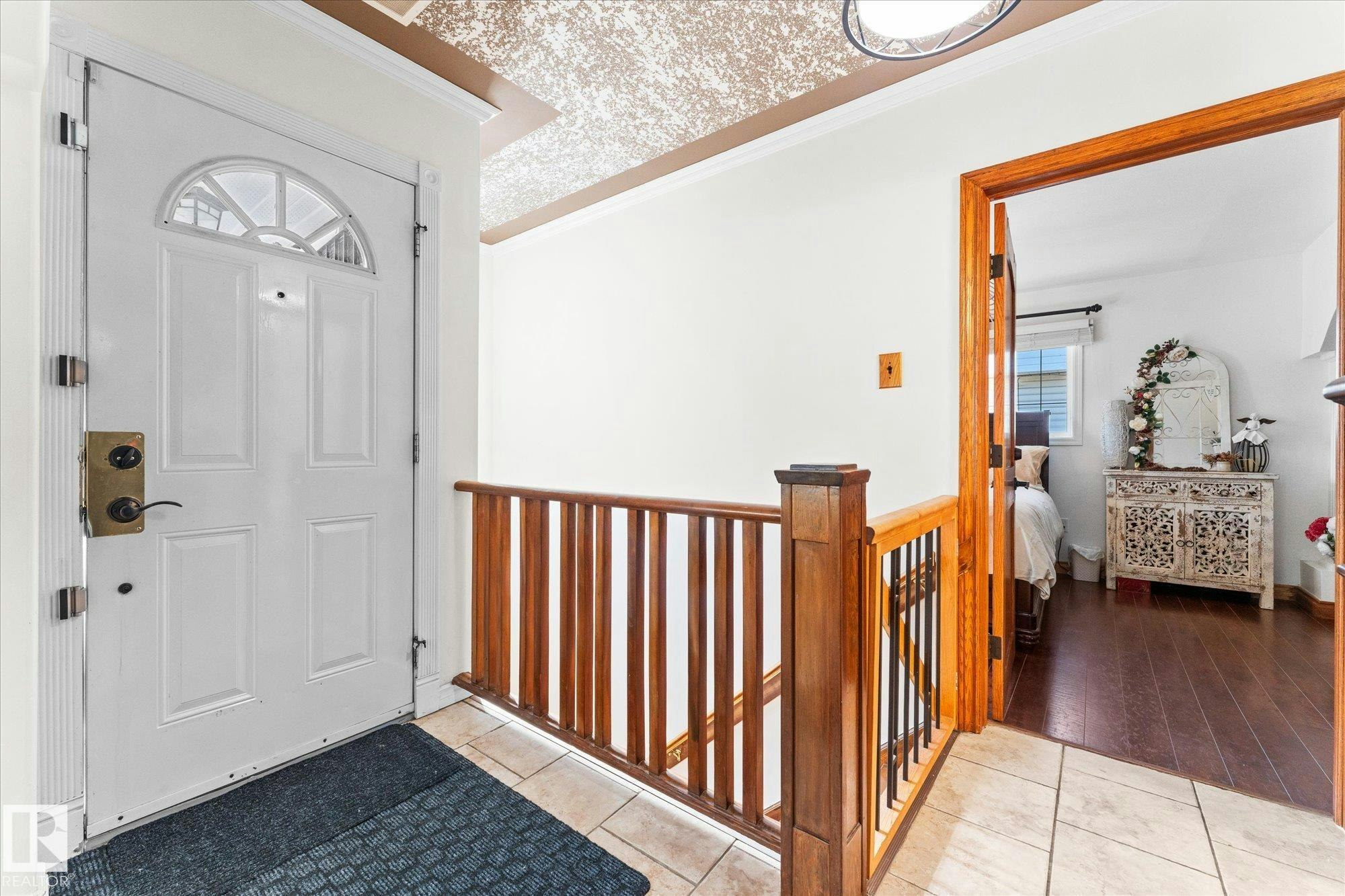 11124 110a Avenue, Edmonton, AB, T5H 1K1 - 13
