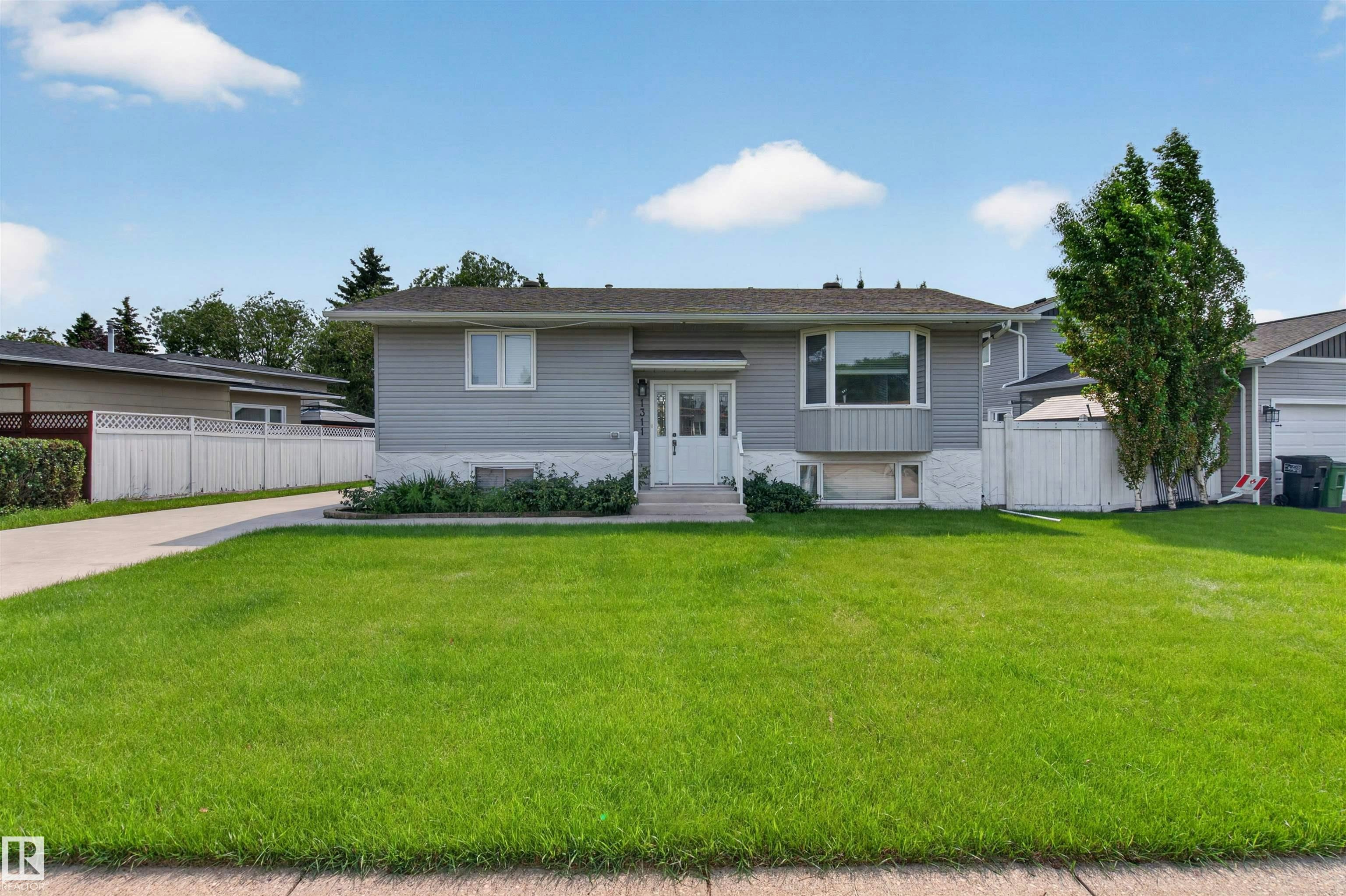1311 85 Street, Edmonton, AB, T6K 1X7