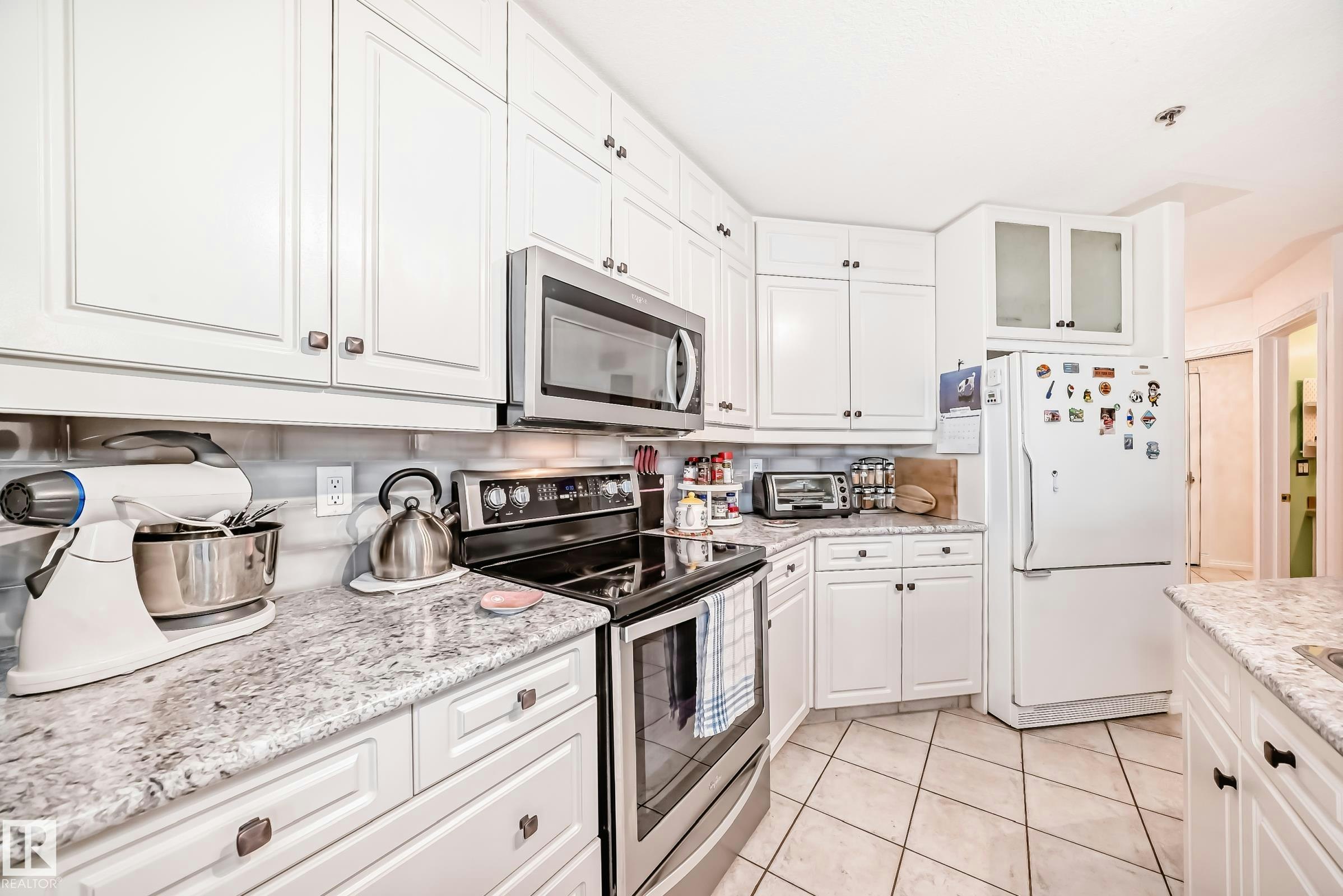 108-12028 103 Avenue, Edmonton, AB, T5K 2T9