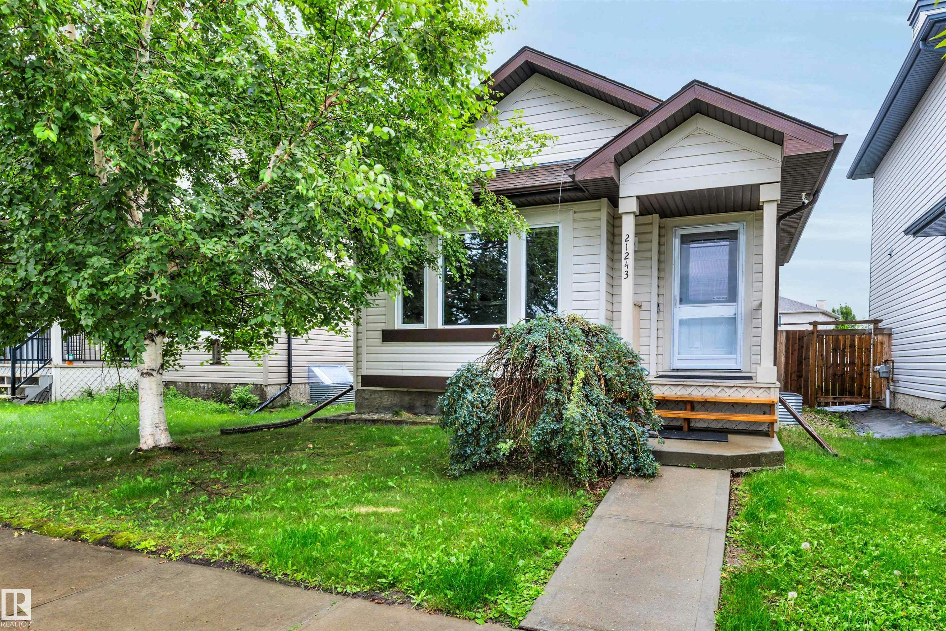 21243 91 Avenue, Edmonton, AB, T5T 0W4