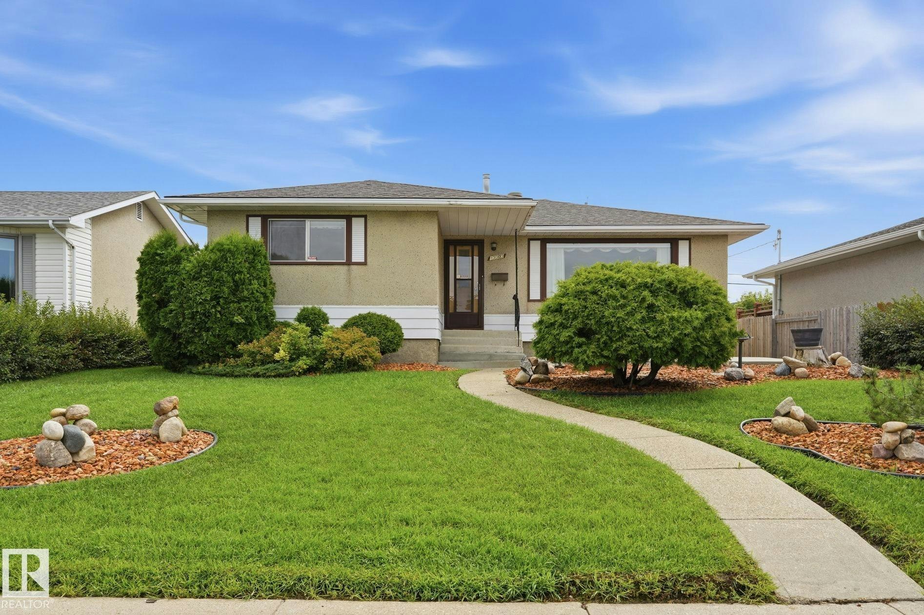 13303 Delwood Road, Edmonton, AB, T5C 3B5