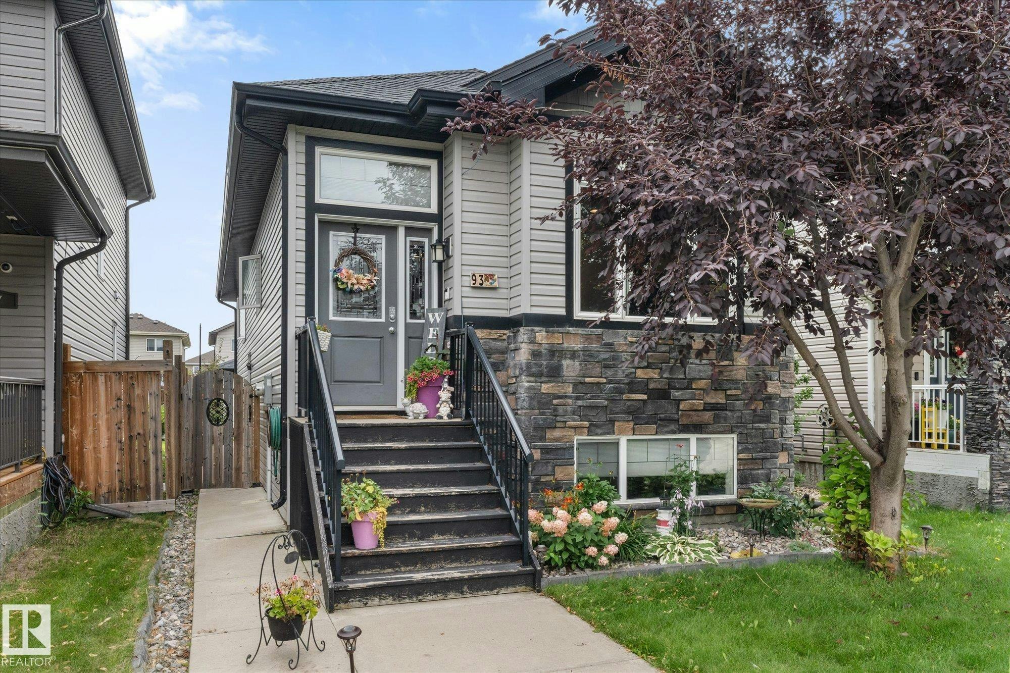 93 Durrand Bend, Fort Saskatchewan, AB, T8L 4G8