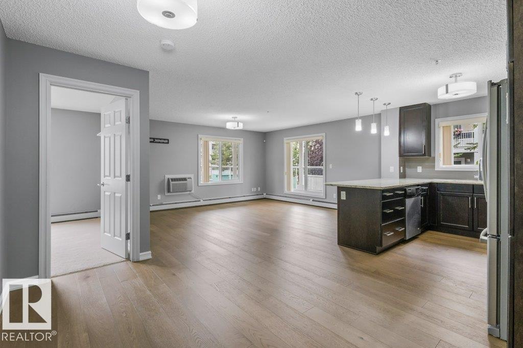 117-2203 44 Avenue, Edmonton, AB, T6T 0T1