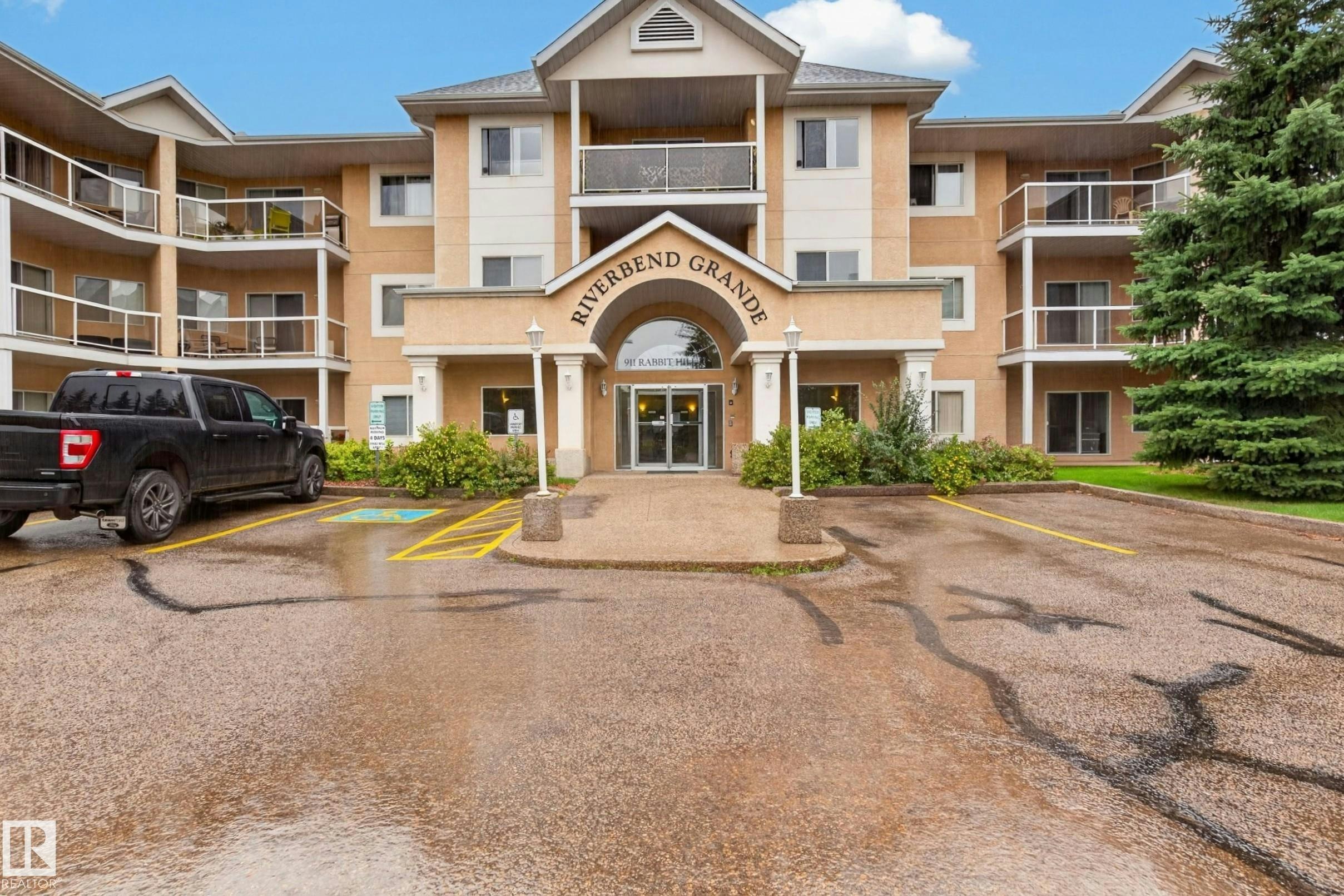 101-911 Rabbit Hill Road, Edmonton, AB, T6R 2S7