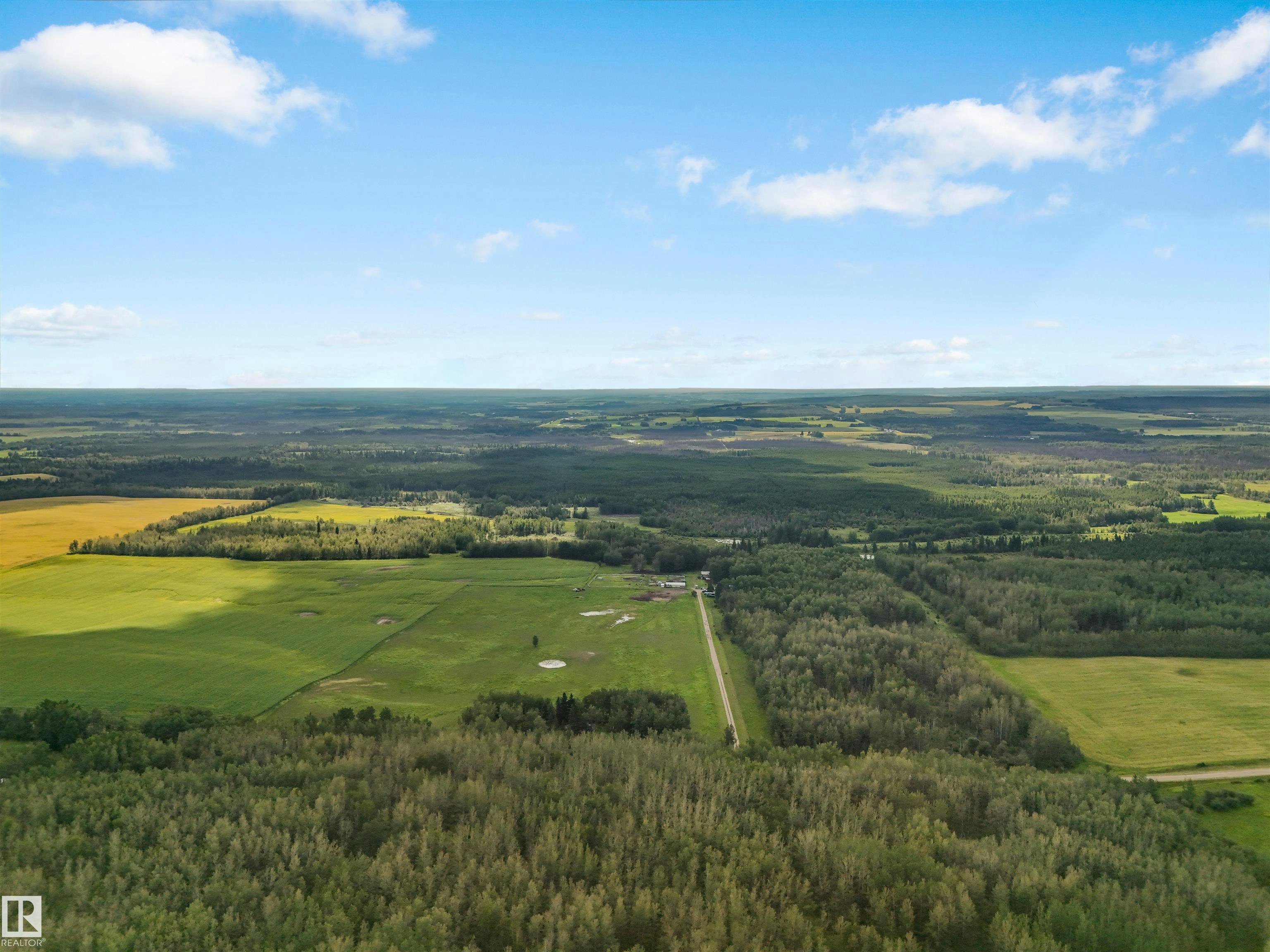7113 Twp Road 520, Rural Parkland County, AB, T0E 2H0