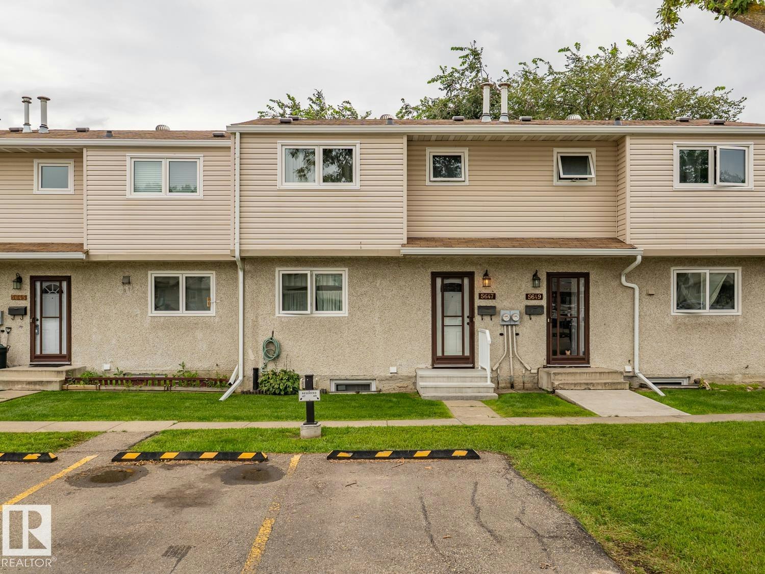 5647 137 Avenue, Edmonton, AB, T5A 2H4