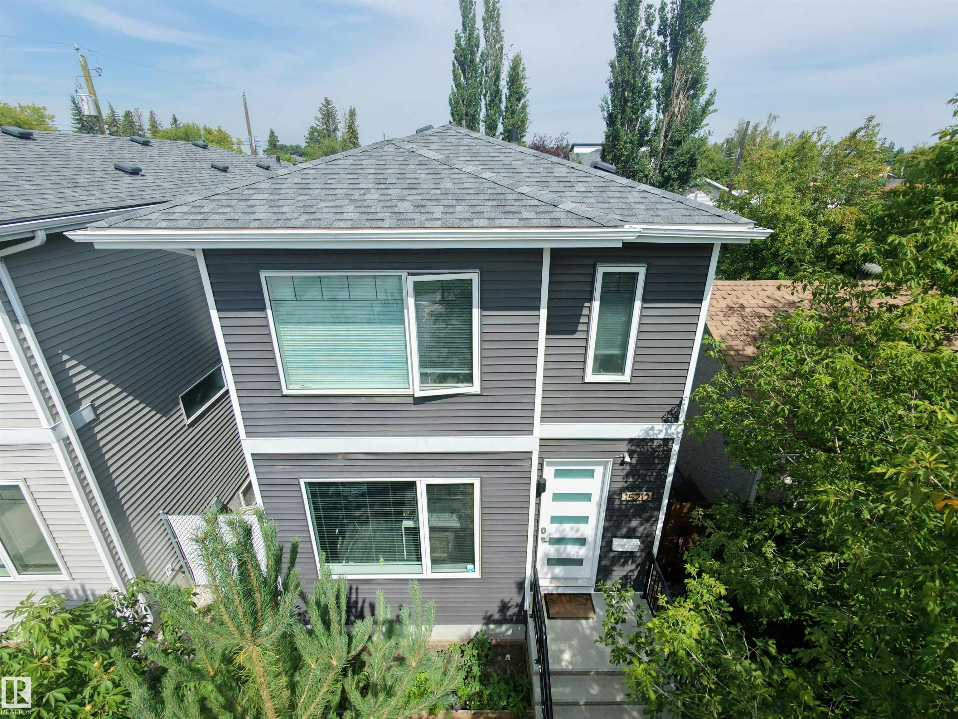 15212 98 Avenue, Edmonton, AB, T5P 0G4