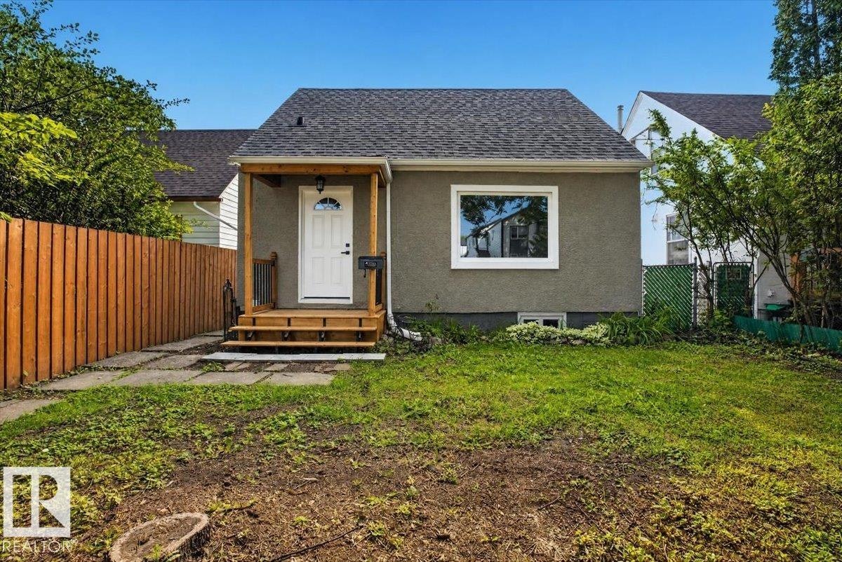 11645 90 Street, Edmonton, AB, T5B 3Y3