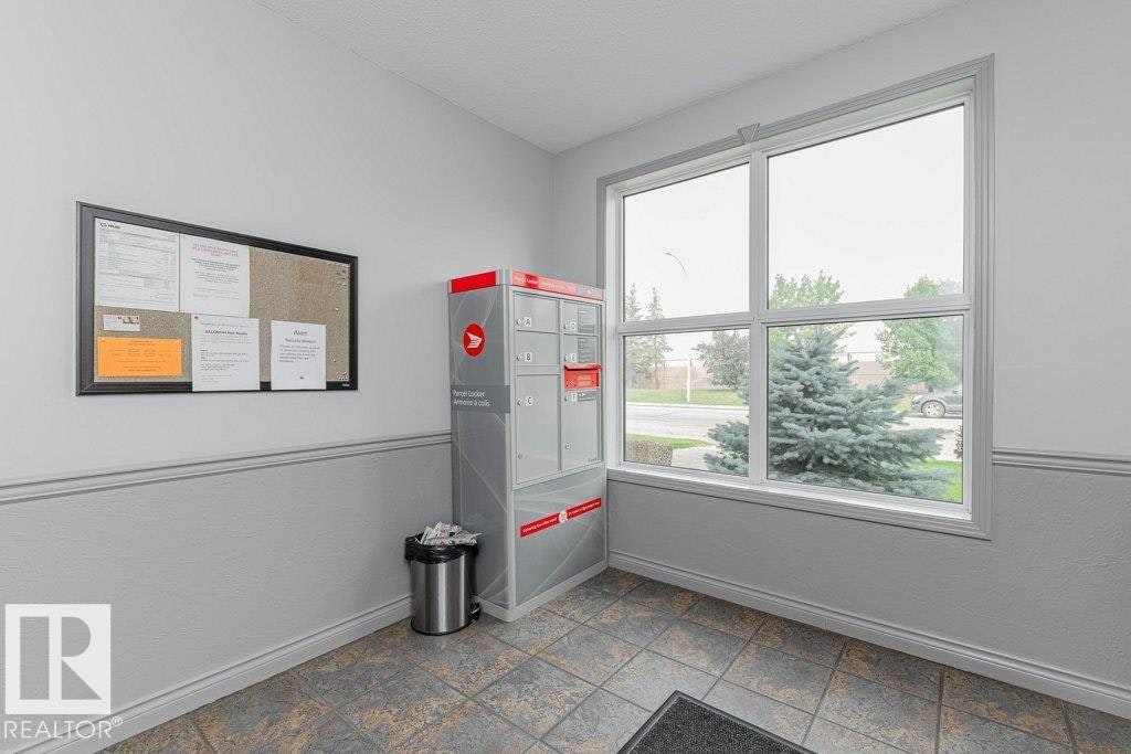 208-10421 42 Avenue, Edmonton, AB, T6J 7C8 - 6