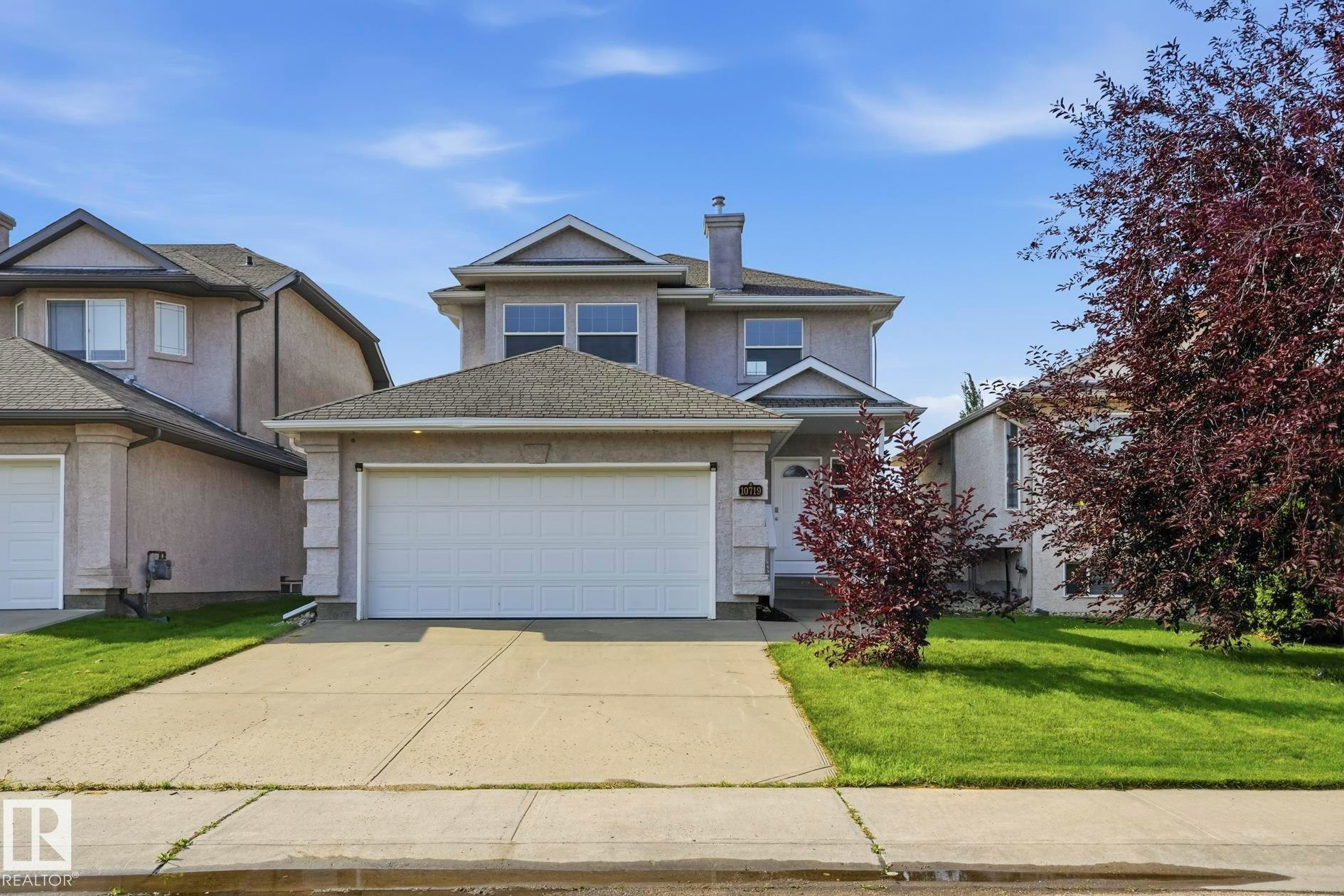 10719 8 Avenue, Edmonton, AB, T6W 1G4