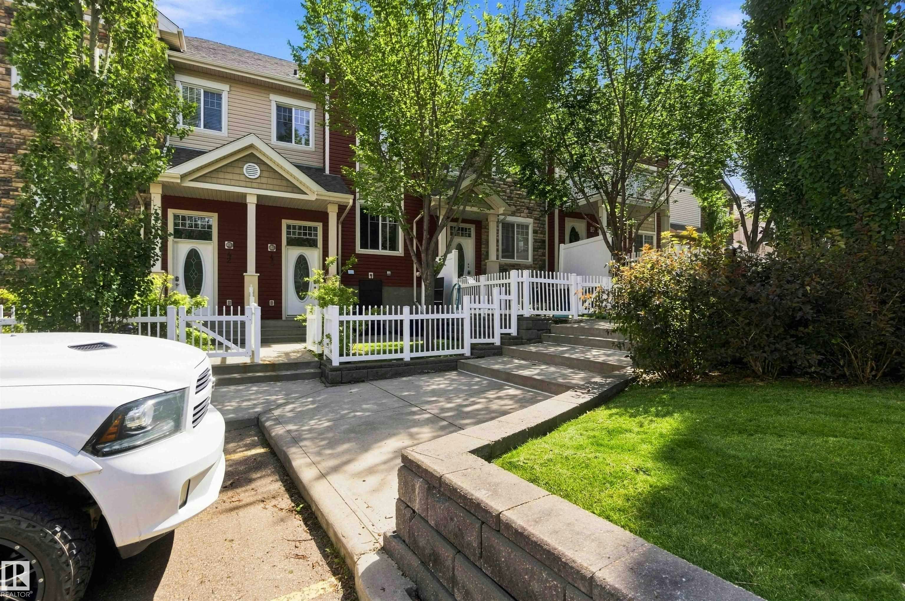 43 460 Hemingway Road NW, Edmonton, AB, T6M 0M5