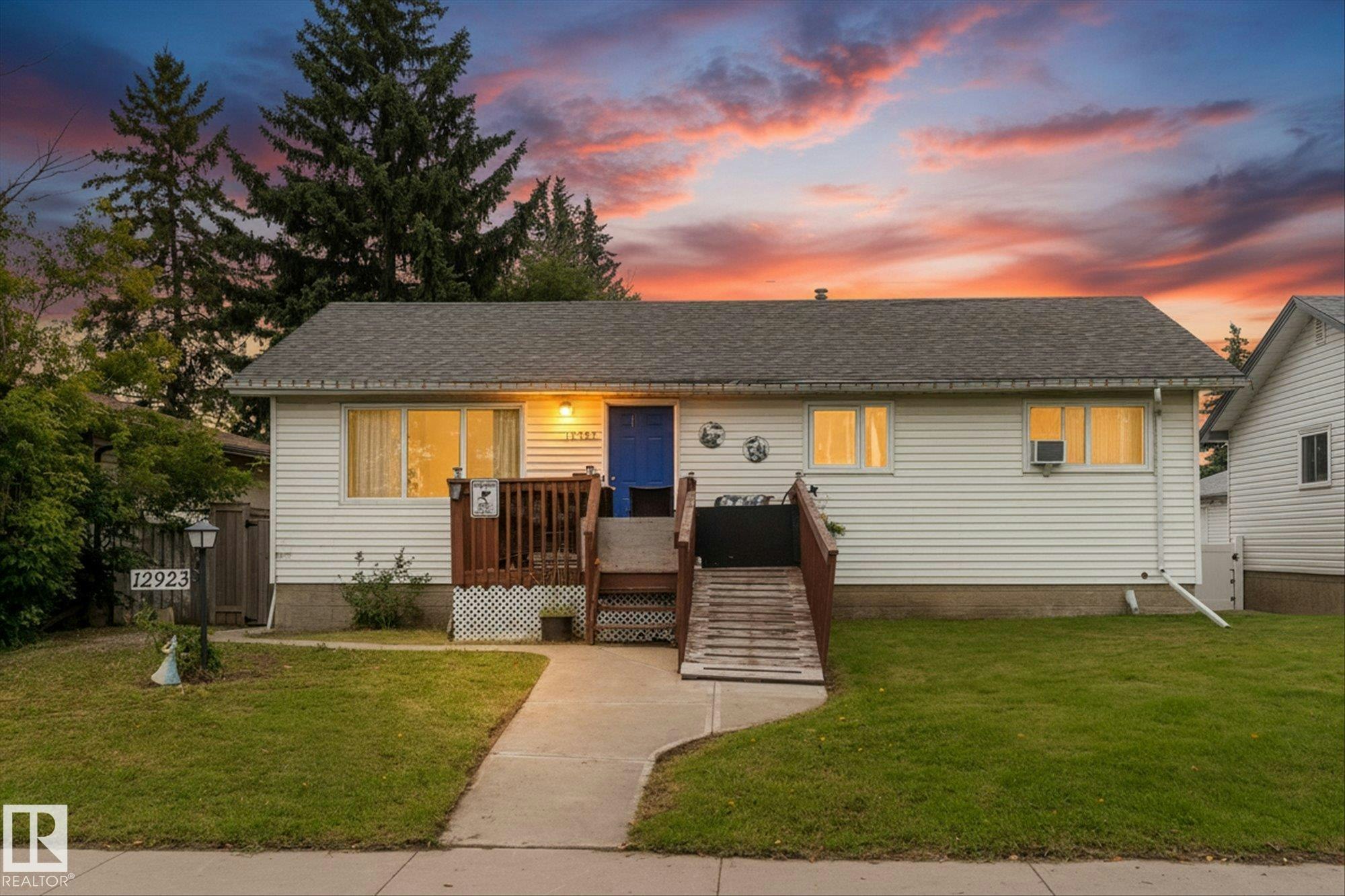 12923 137 Avenue, Edmonton, AB, T5L 4C3