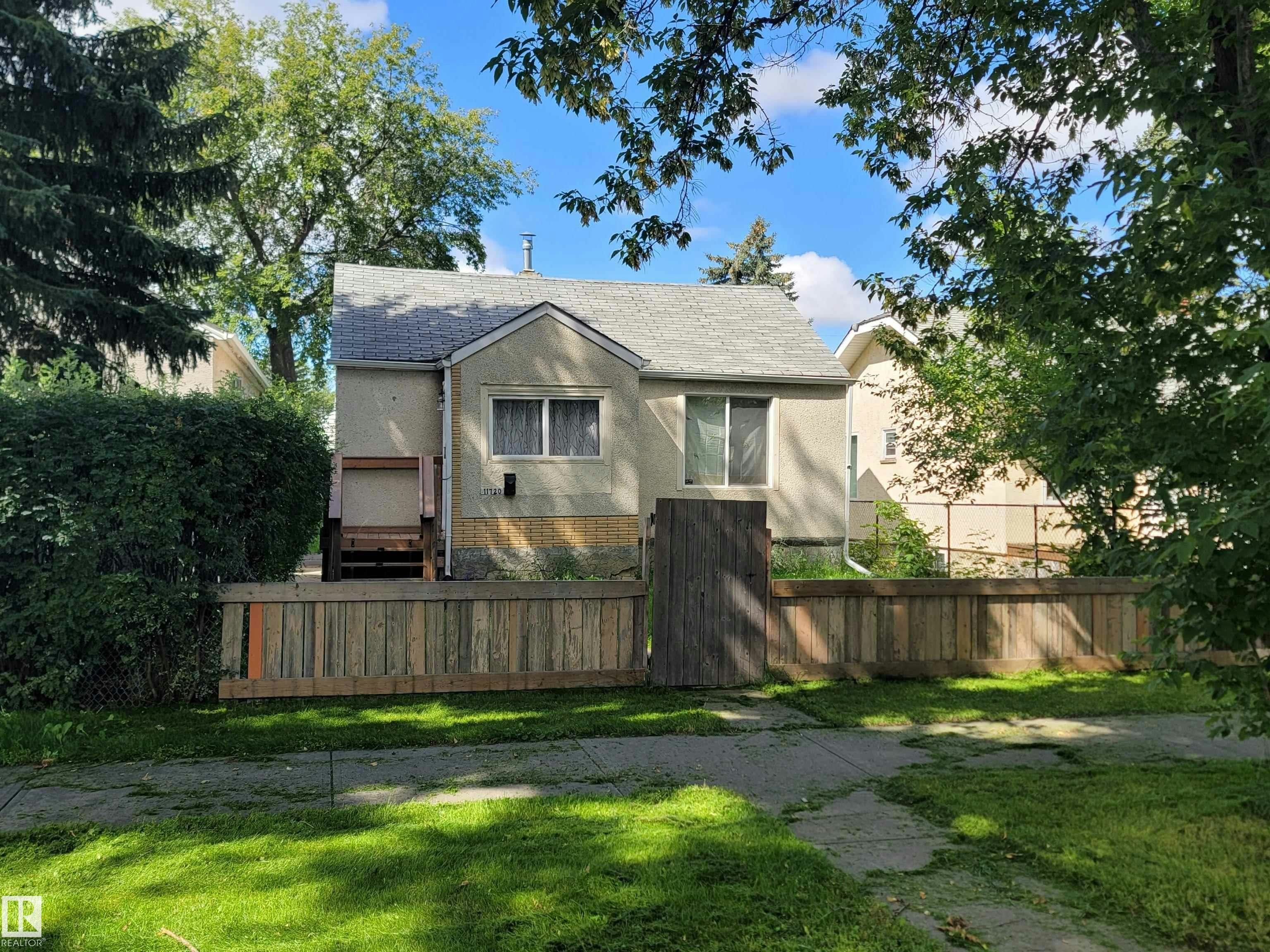 11720 87 Street, Edmonton, AB, T5B 3M7