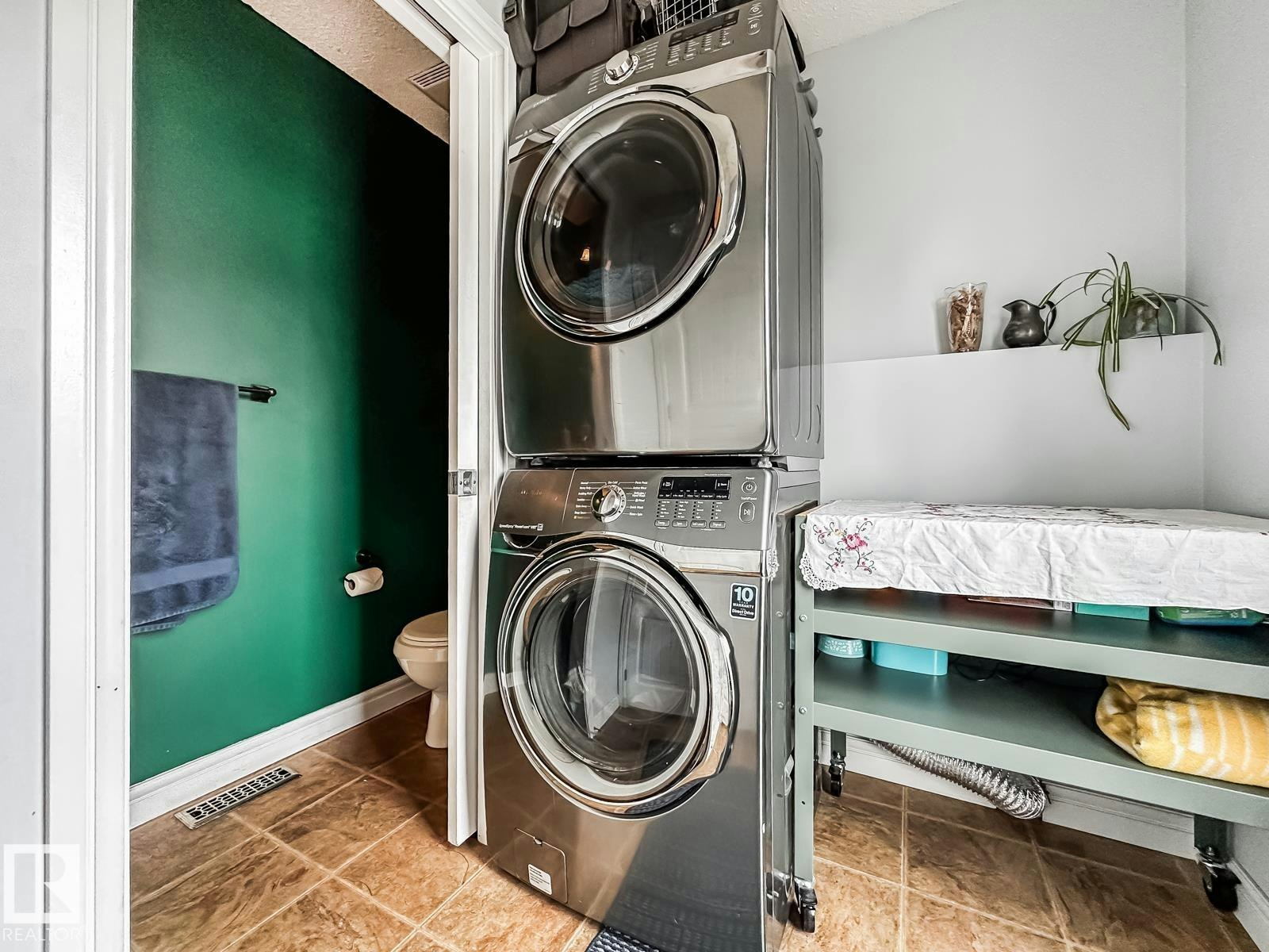 12060 19 Avenue, Edmonton, AB, T6W 1W5 - 31