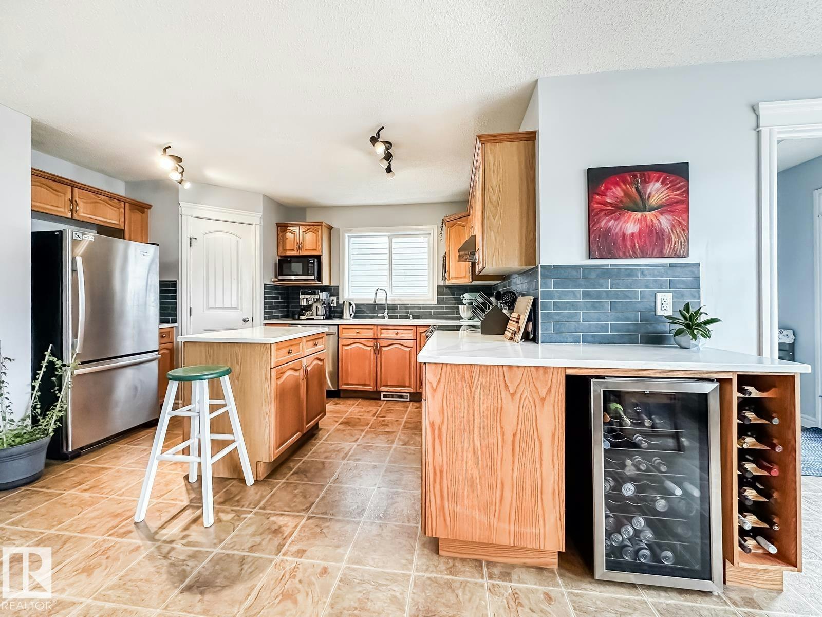 12060 19 Avenue, Edmonton, AB, T6W 1W5 - 25