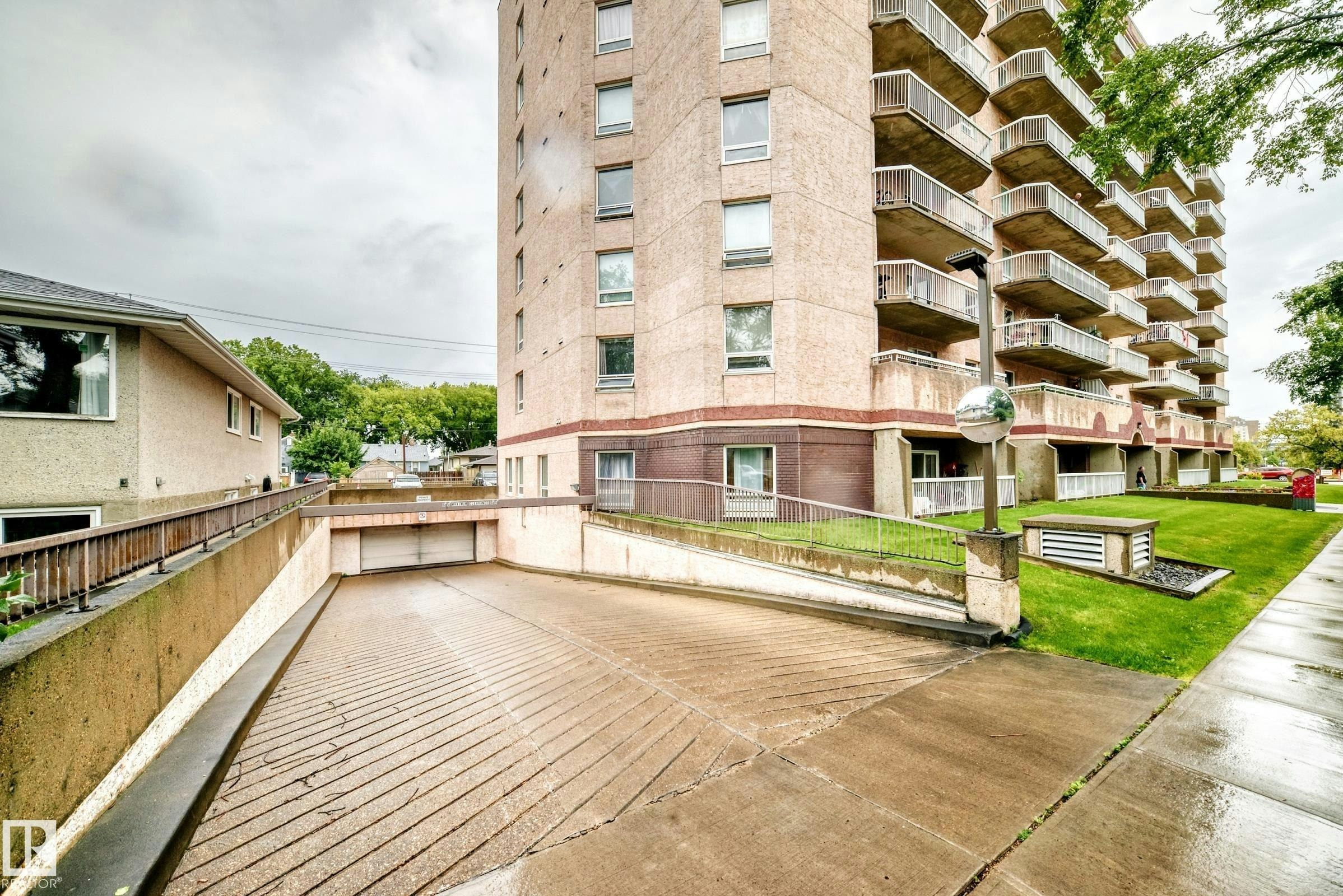 706-11211 85 Street, Edmonton, AB, T5B 4T7