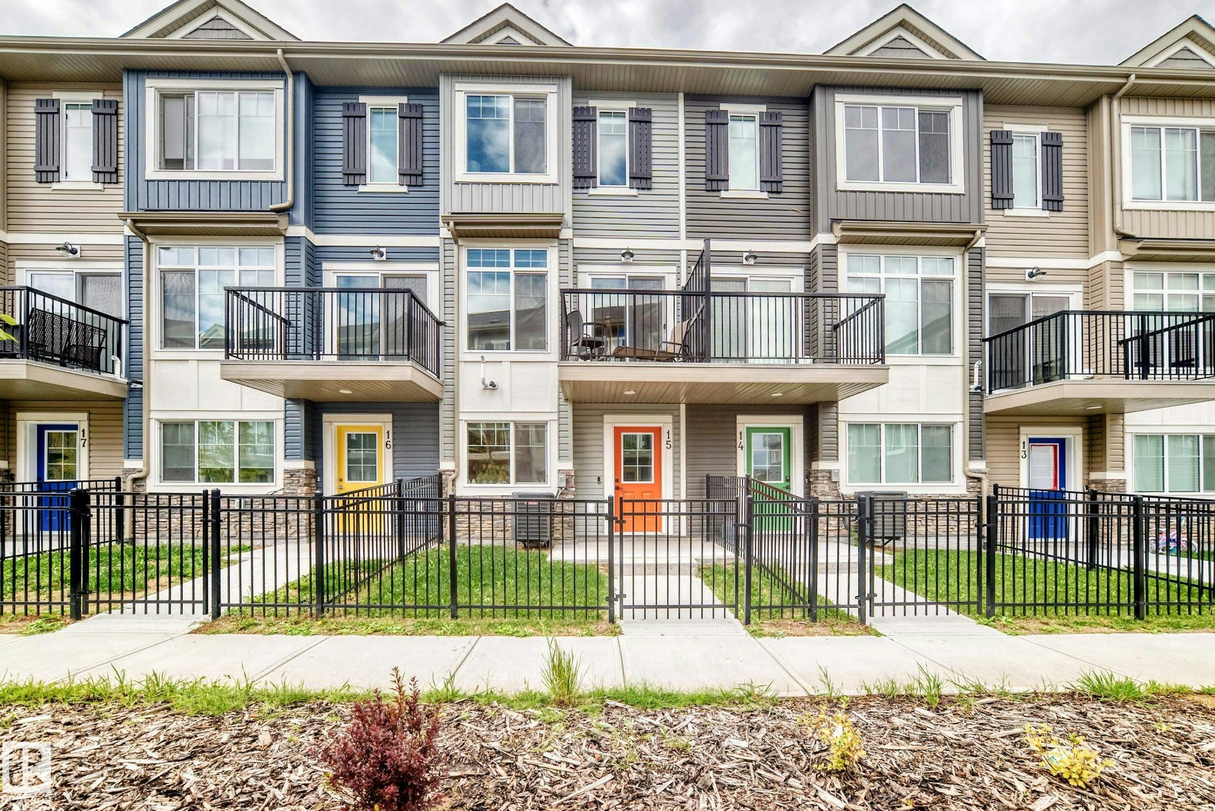 15-6214 Cartmell Crest, Edmonton, AB, T6W 5A7