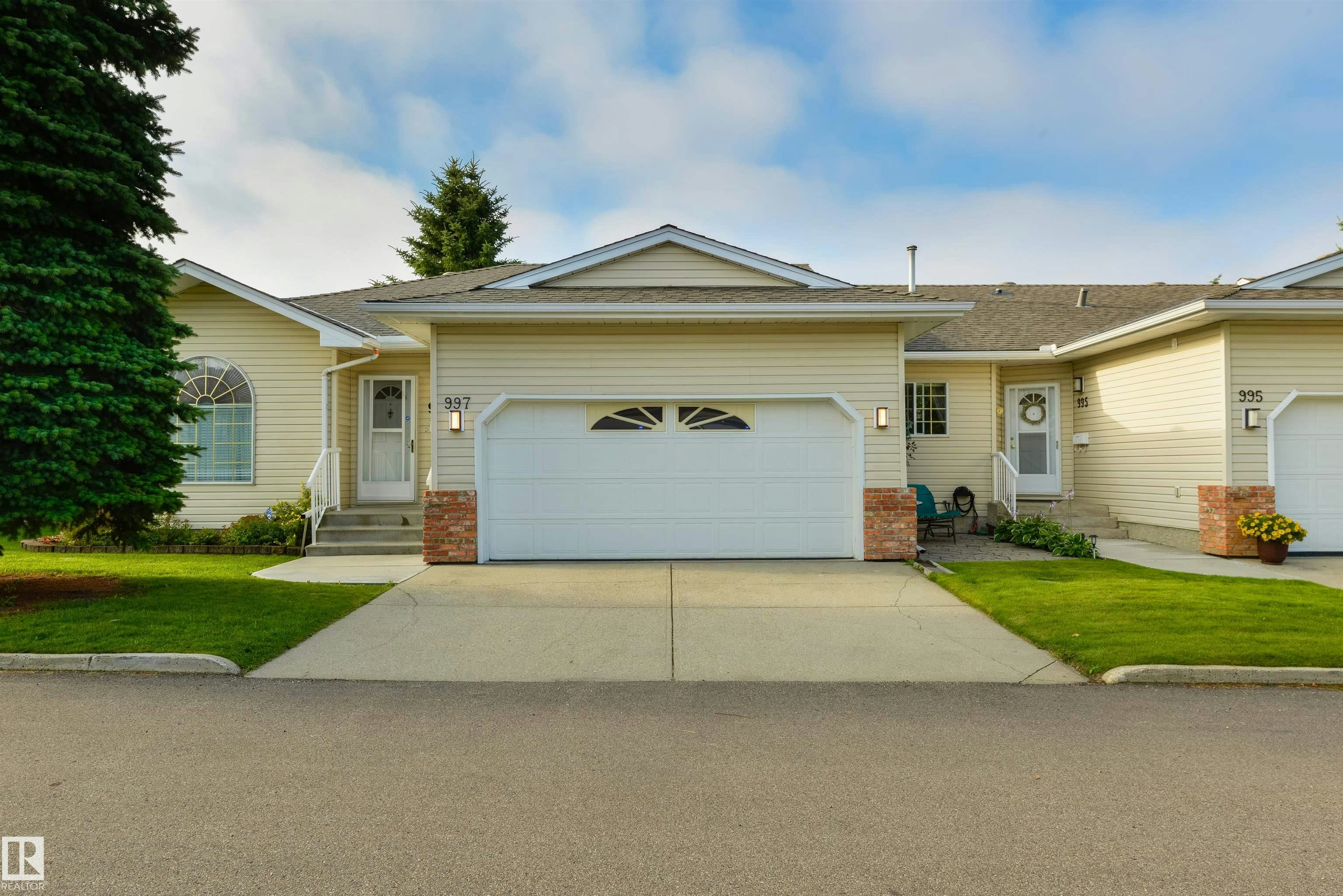 997 Youville Drive W, Edmonton, AB, T6L 6T2