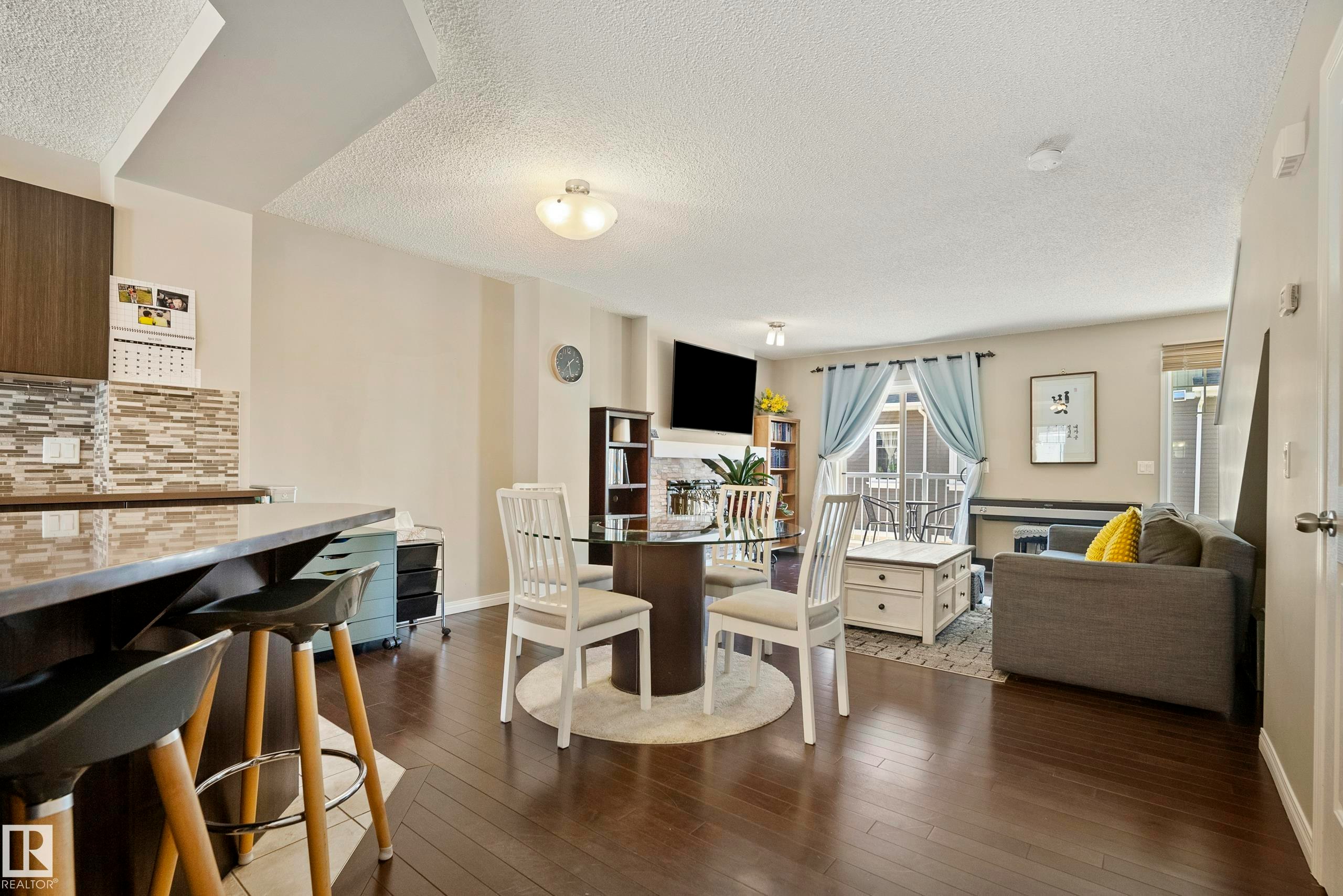 71-4050 Savaryn Drive, Edmonton, AB, T6X 1R8