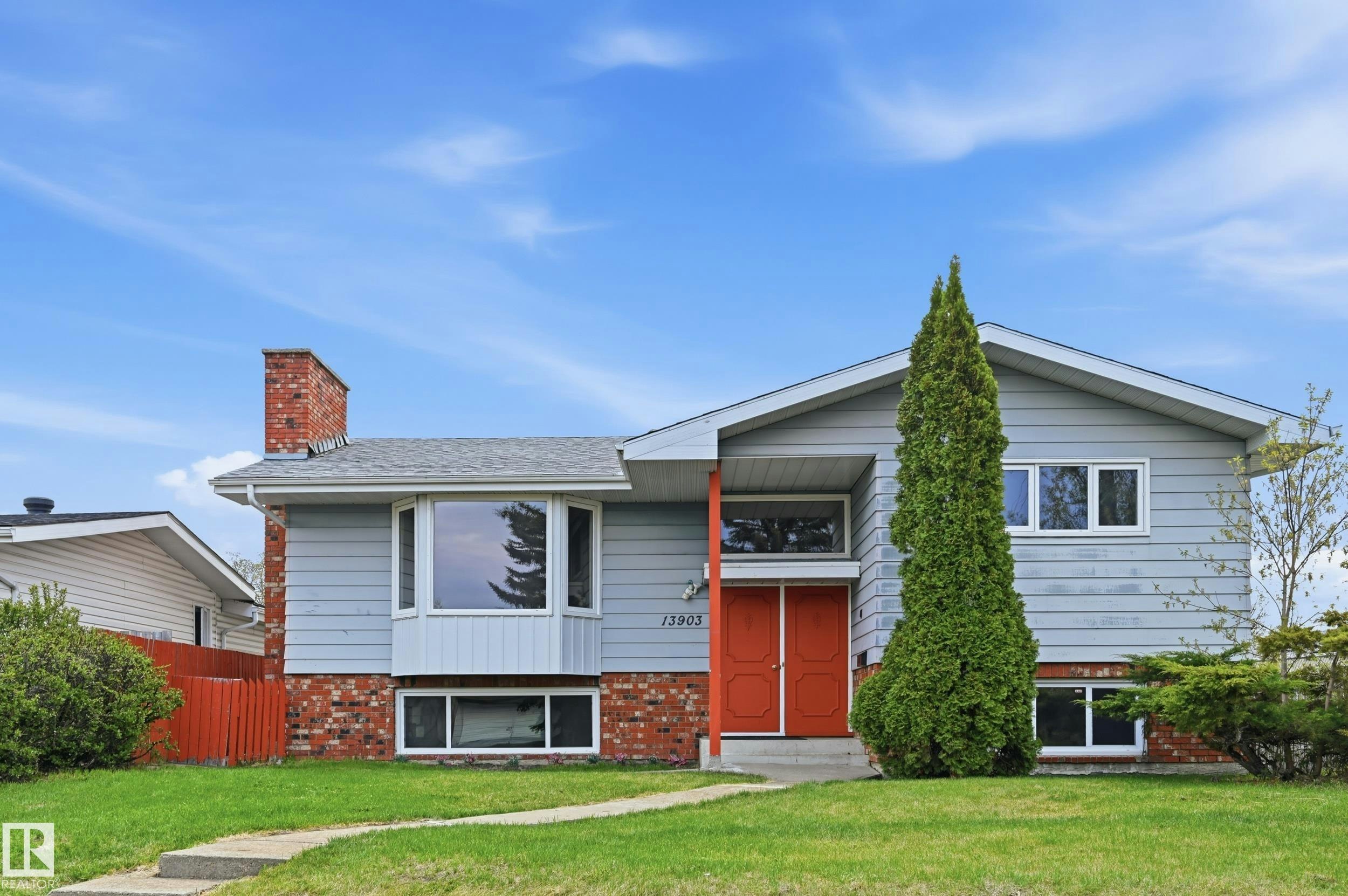 13903 87 Street, Edmonton, AB, T5E 3G2