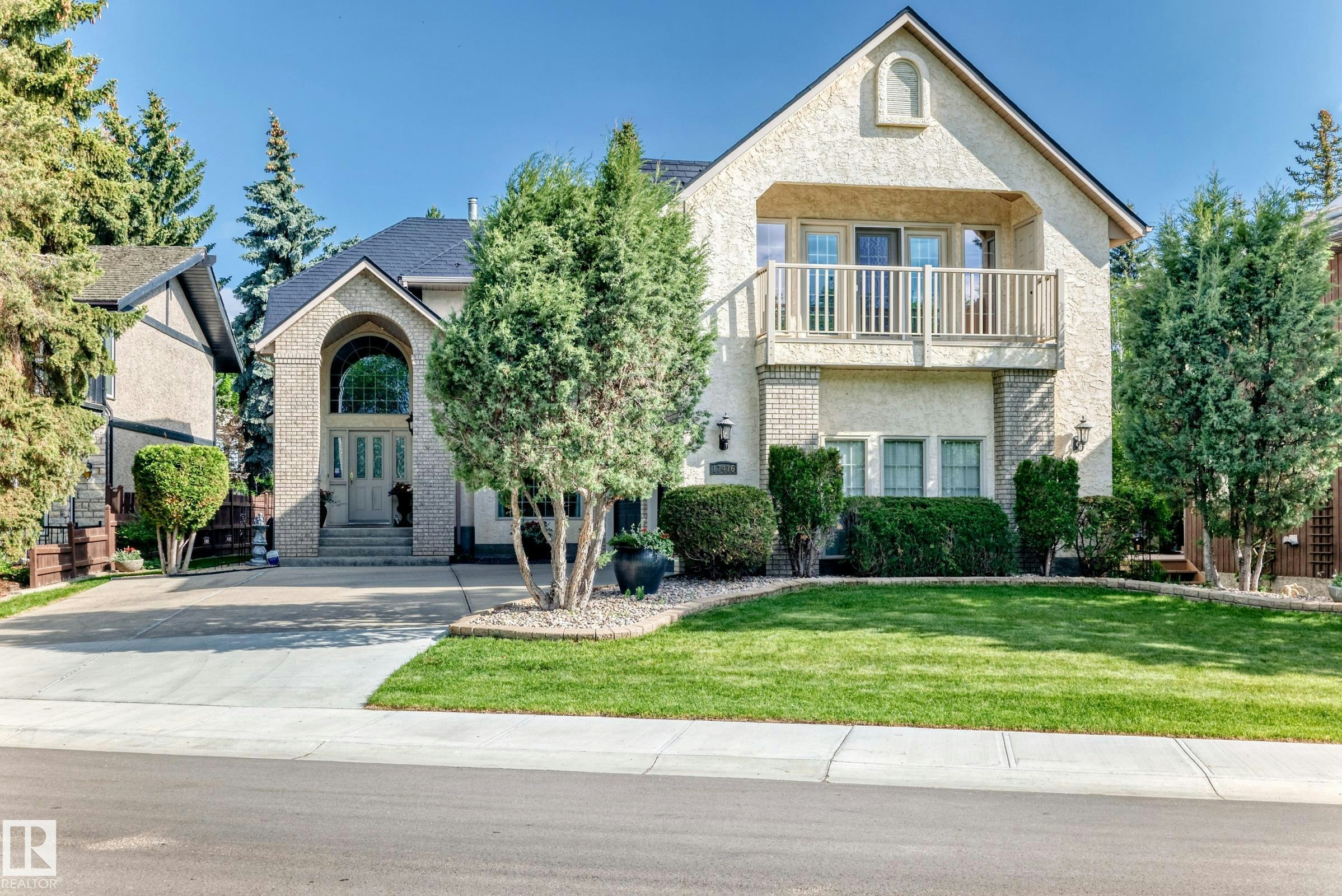 17416 53 Avenue, Edmonton, AB, T6M 1C4