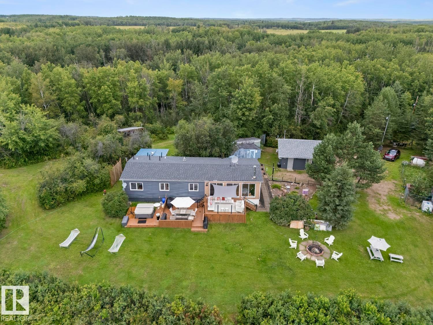 623/624 11102 Twp Road 600, Rural St. Paul County, AB, T0A 0C0