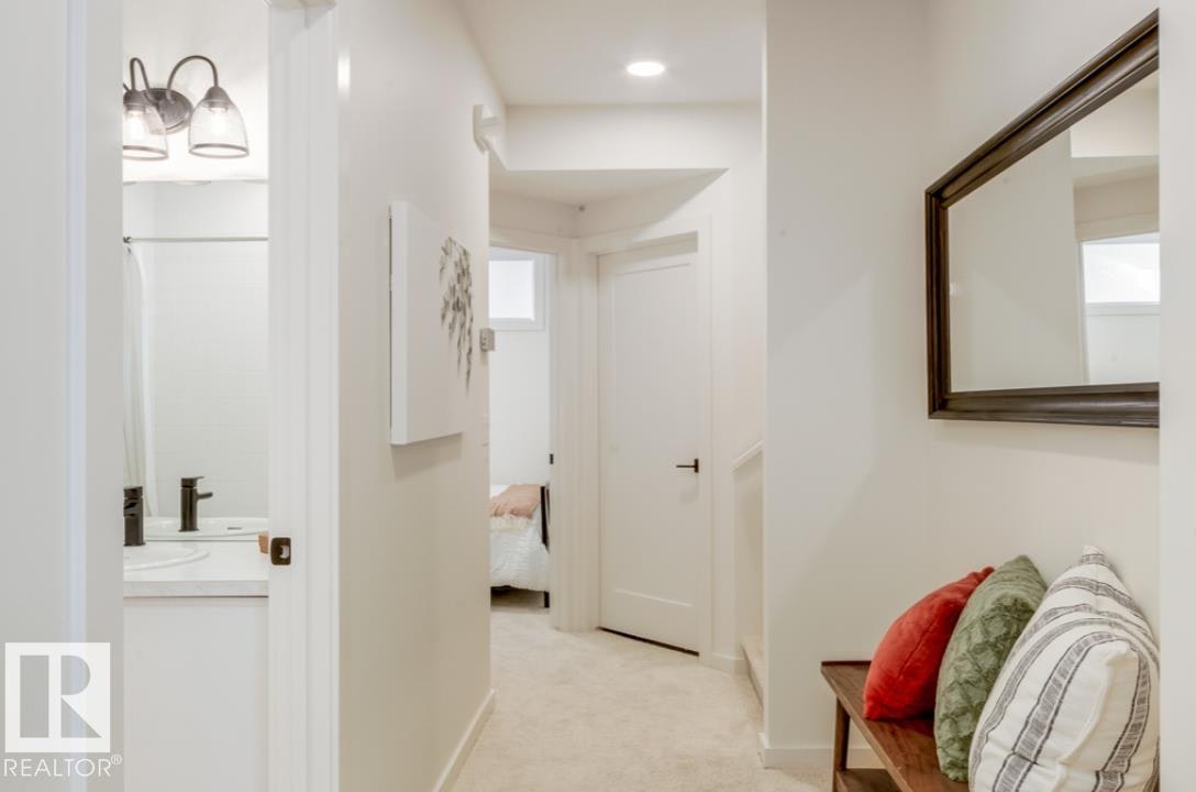 2040 194 Street, Edmonton, AB, T6M 3M7 - 10
