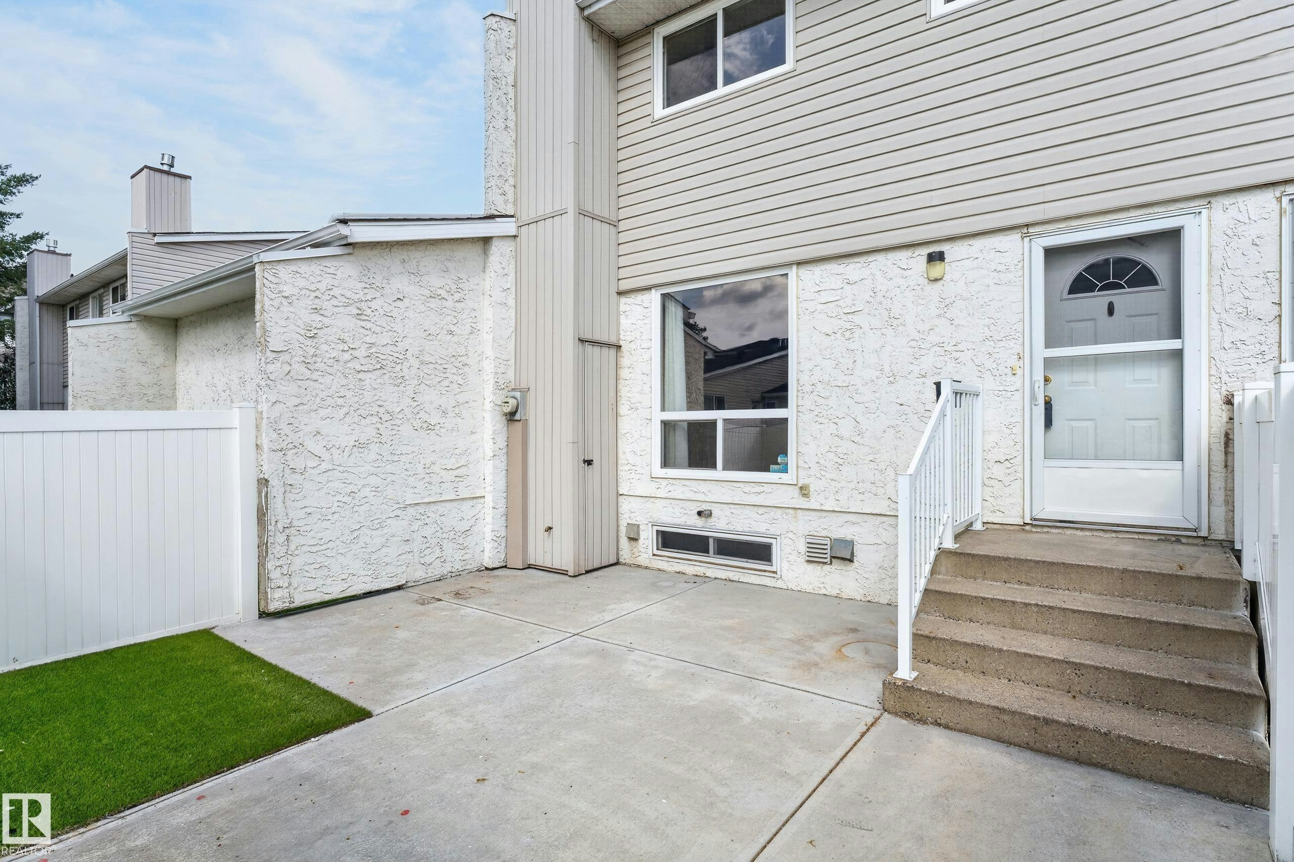 14557 121 Street, Edmonton, AB, T5X 2S2